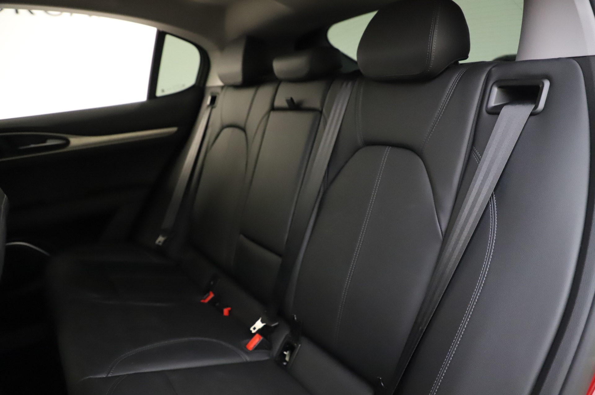 Used-2018-Alfa-Romeo-Stelvio-Sport-Q4