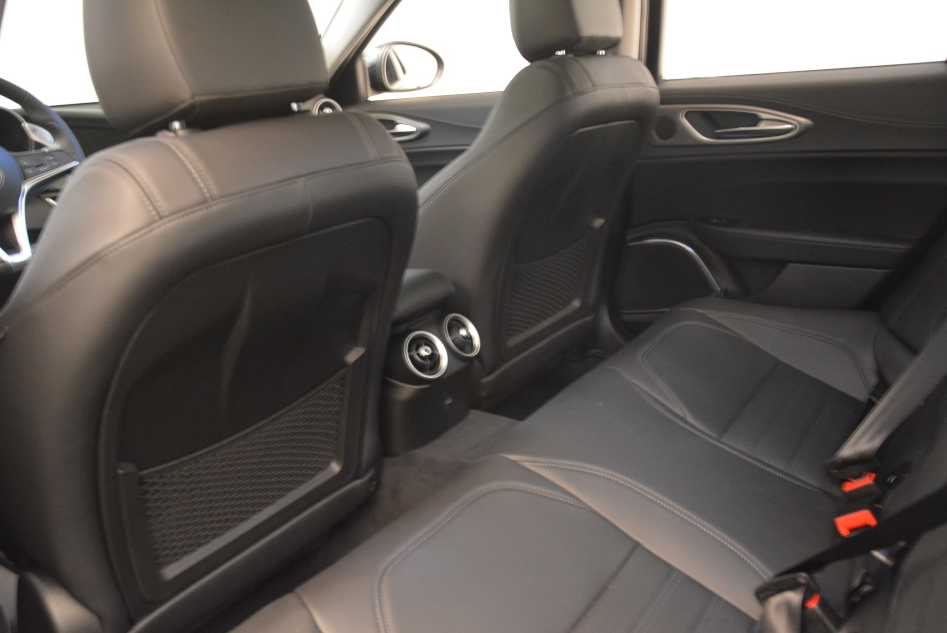 New-2018-Alfa-Romeo-Giulia-Ti-Sport-Q4