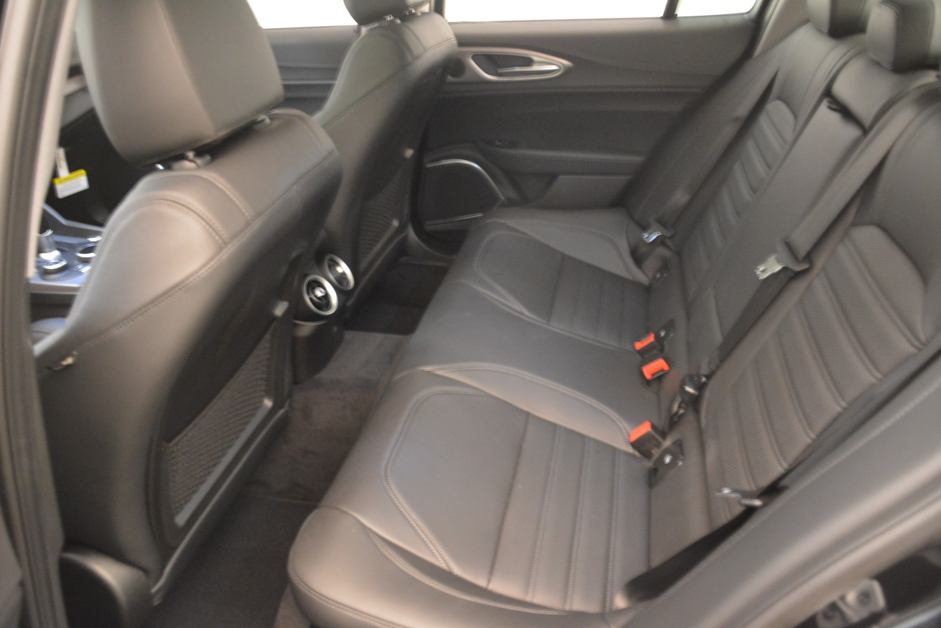 New-2018-Alfa-Romeo-Giulia-Ti-Sport-Q4