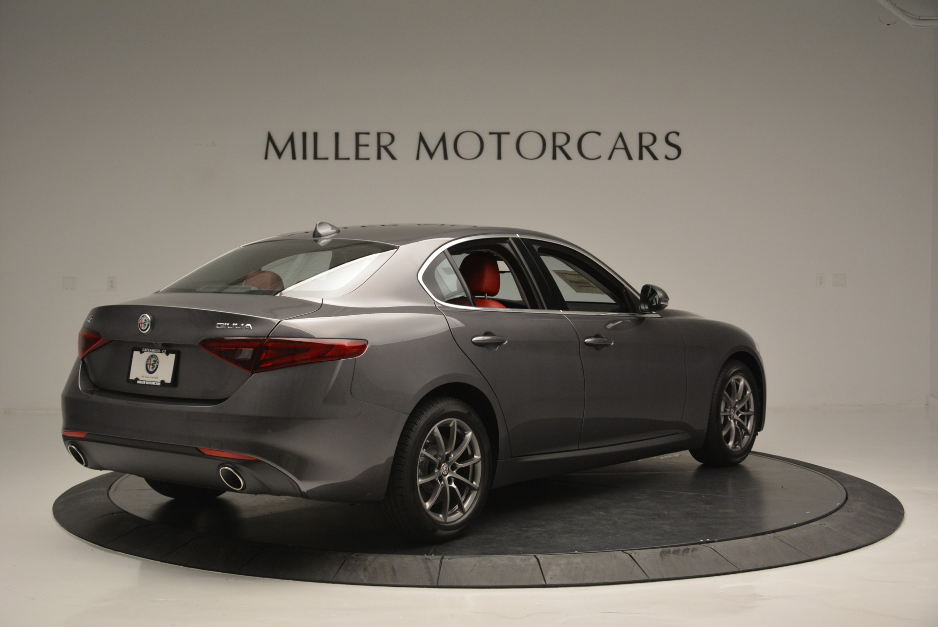 New-2018-Alfa-Romeo-Giulia-Q4