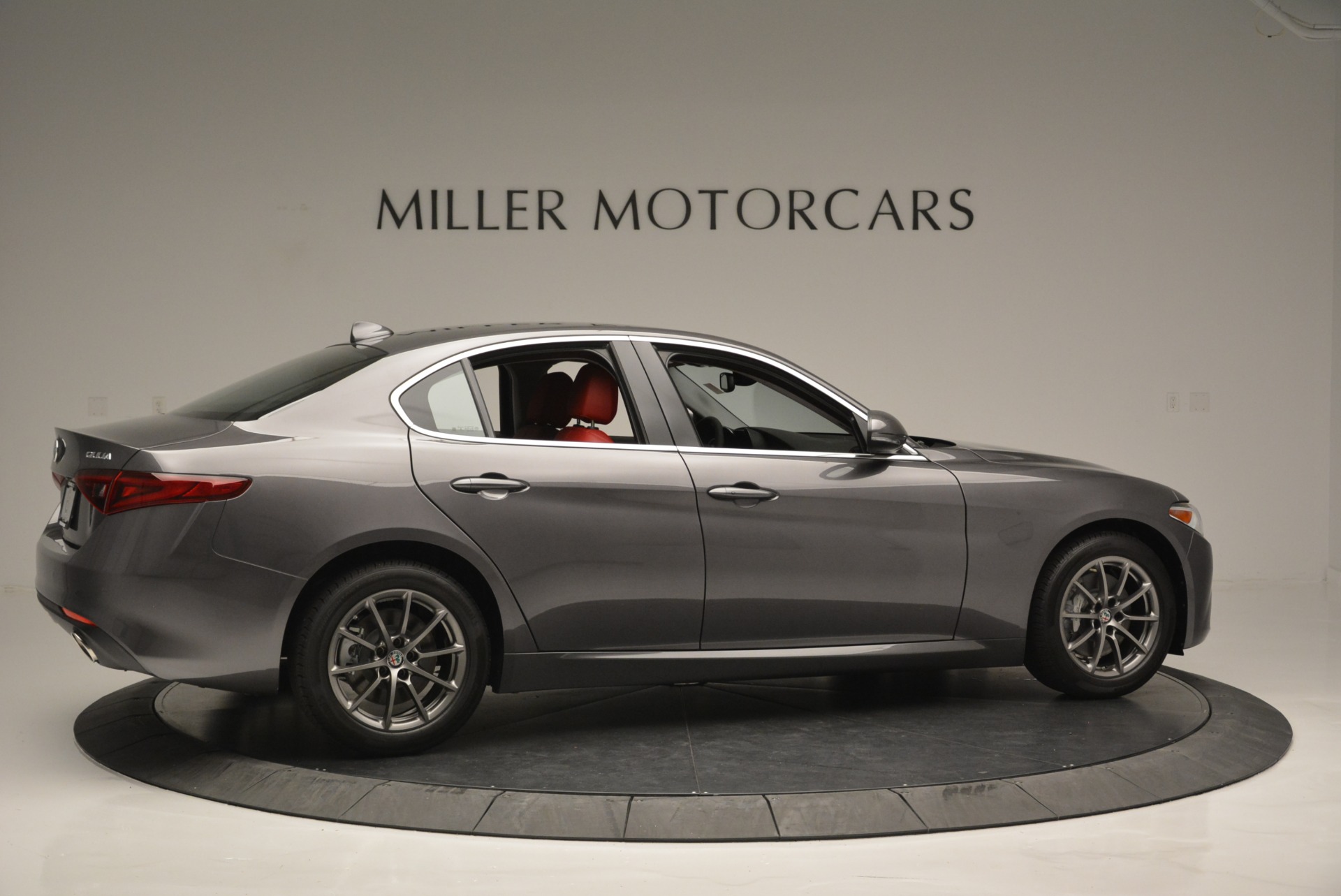 New-2018-Alfa-Romeo-Giulia-Q4