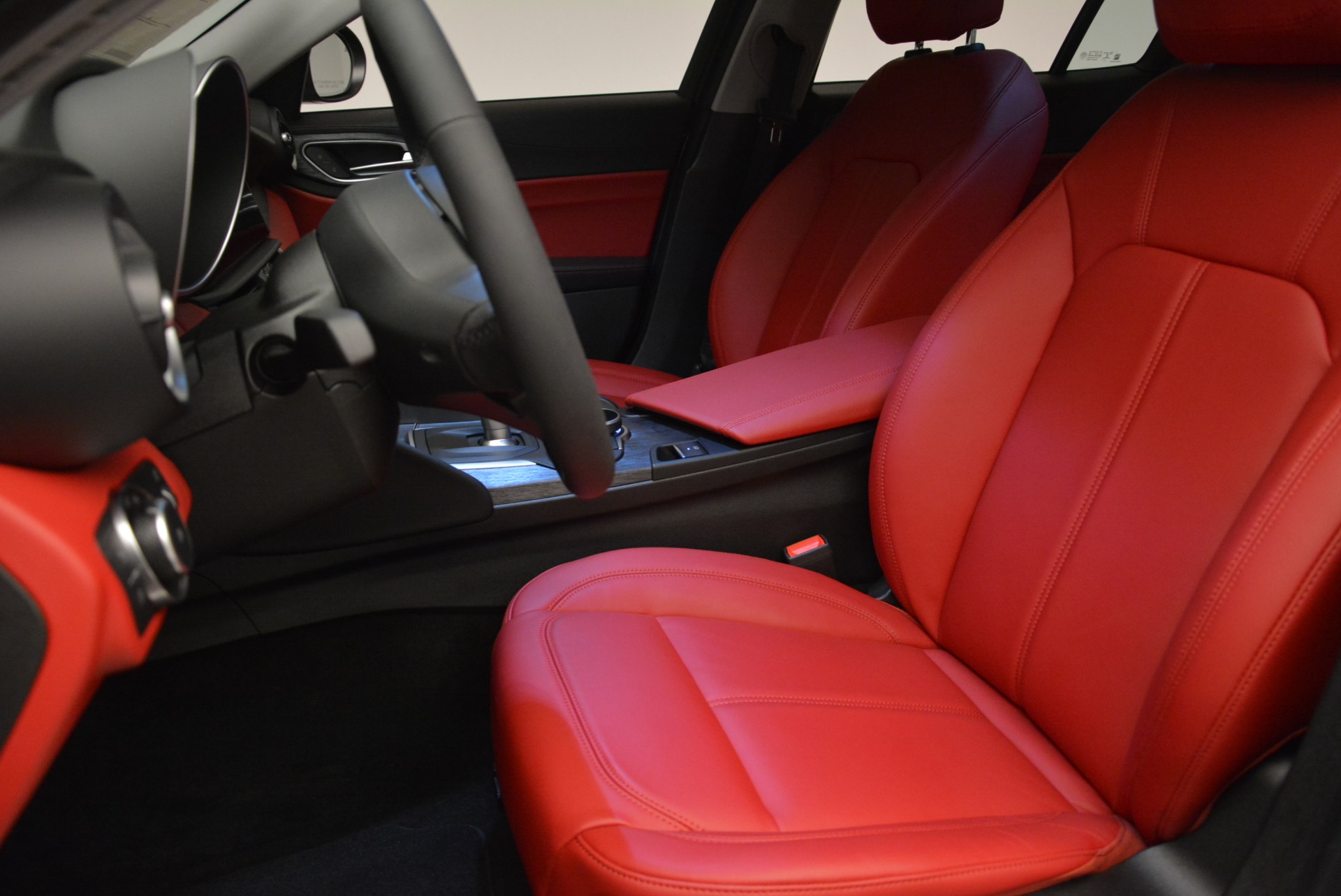 New-2018-Alfa-Romeo-Giulia-Q4