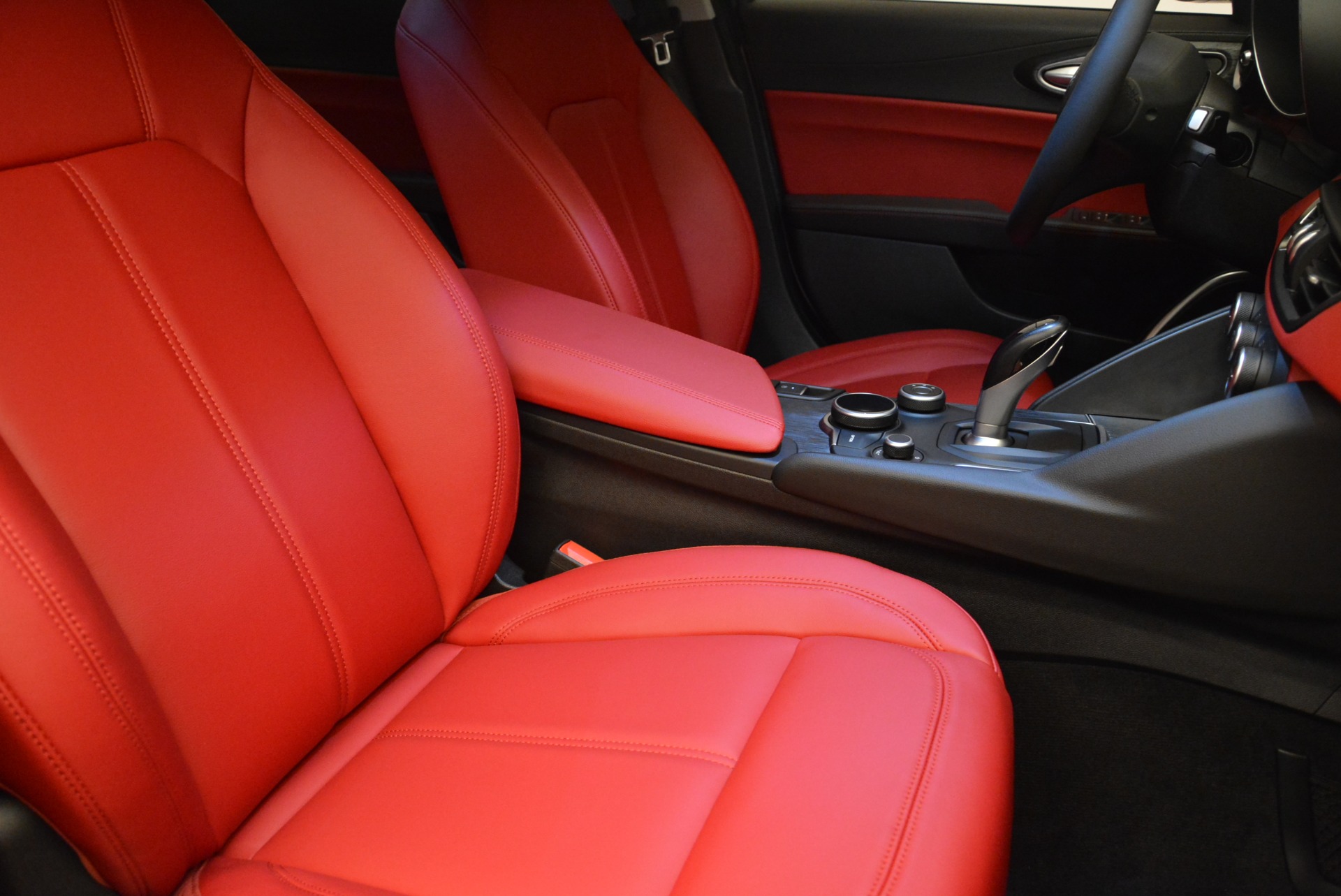 New-2018-Alfa-Romeo-Giulia-Q4