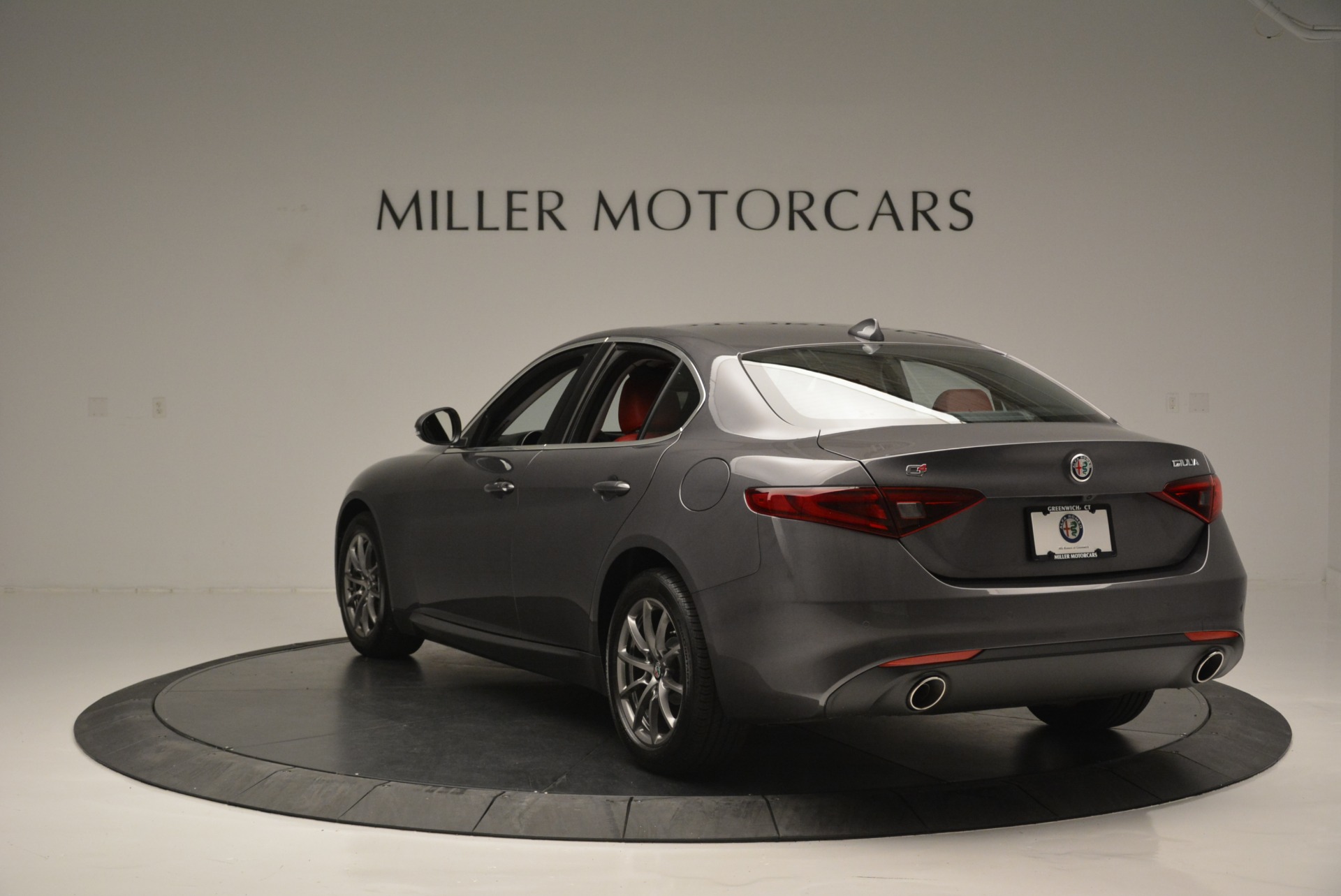 New-2018-Alfa-Romeo-Giulia-Q4