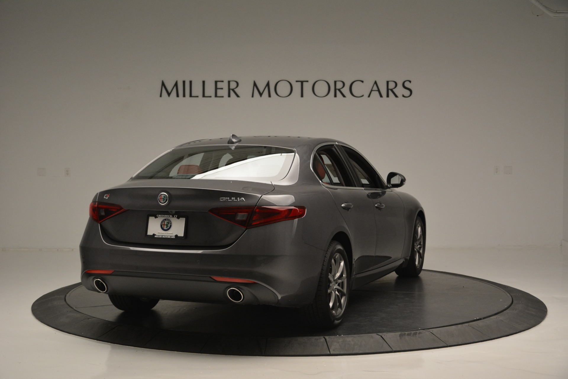 New-2018-Alfa-Romeo-Giulia-Q4