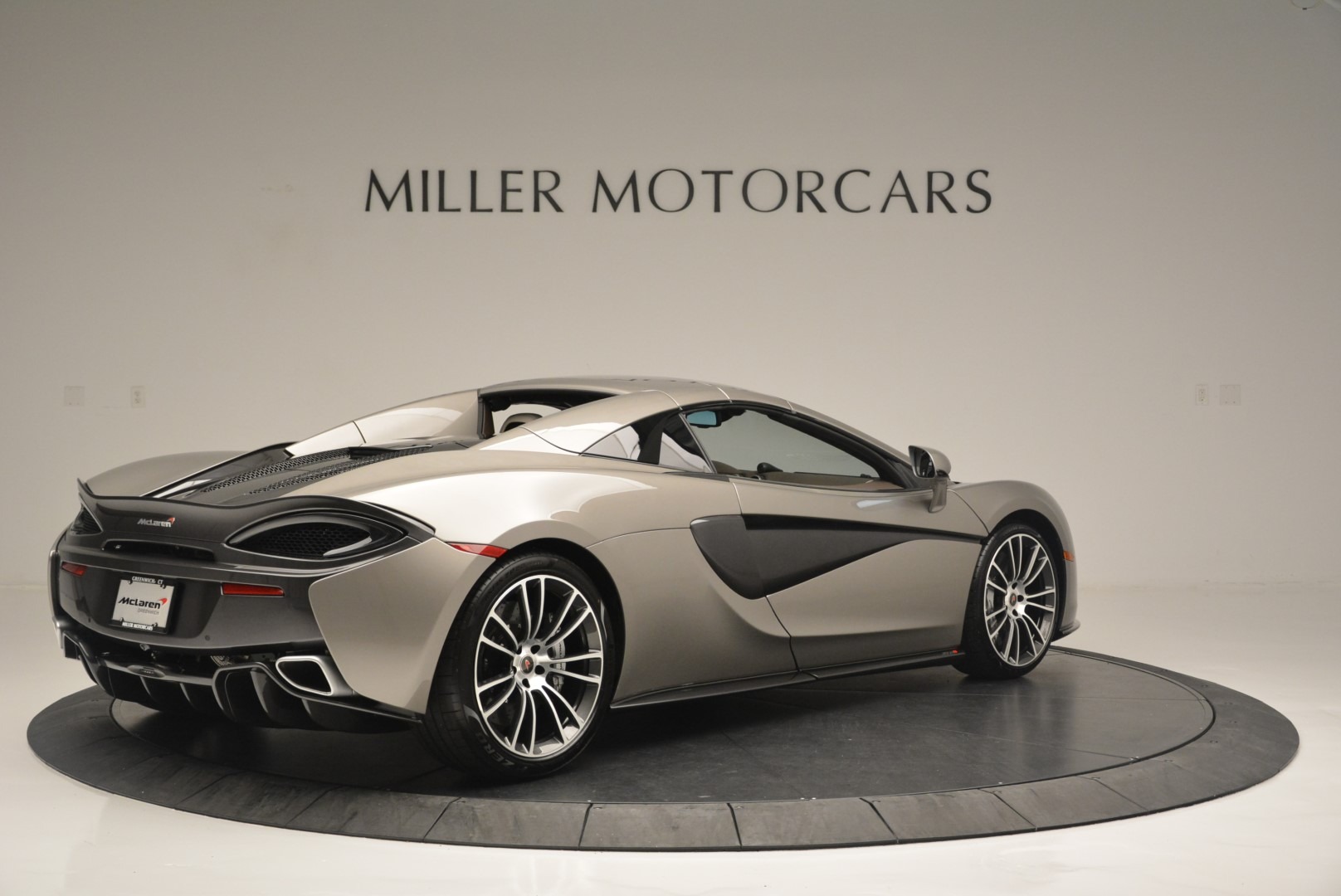 New-2018-McLaren-570S-Spider