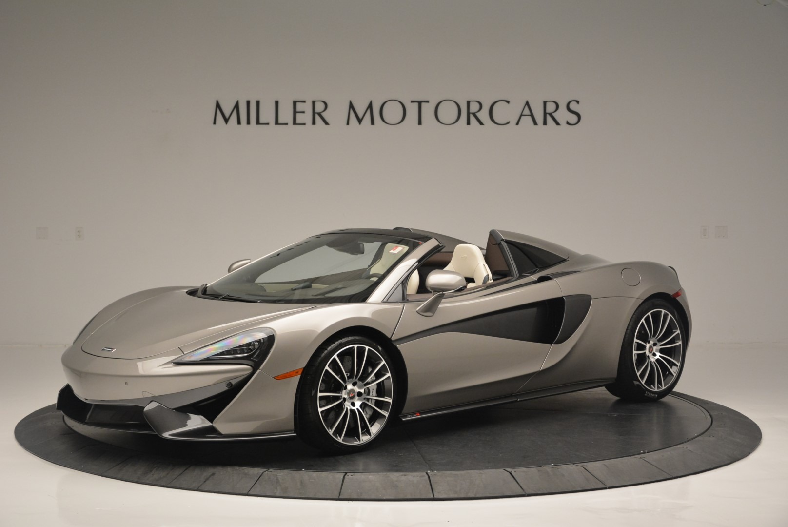 New-2018-McLaren-570S-Spider