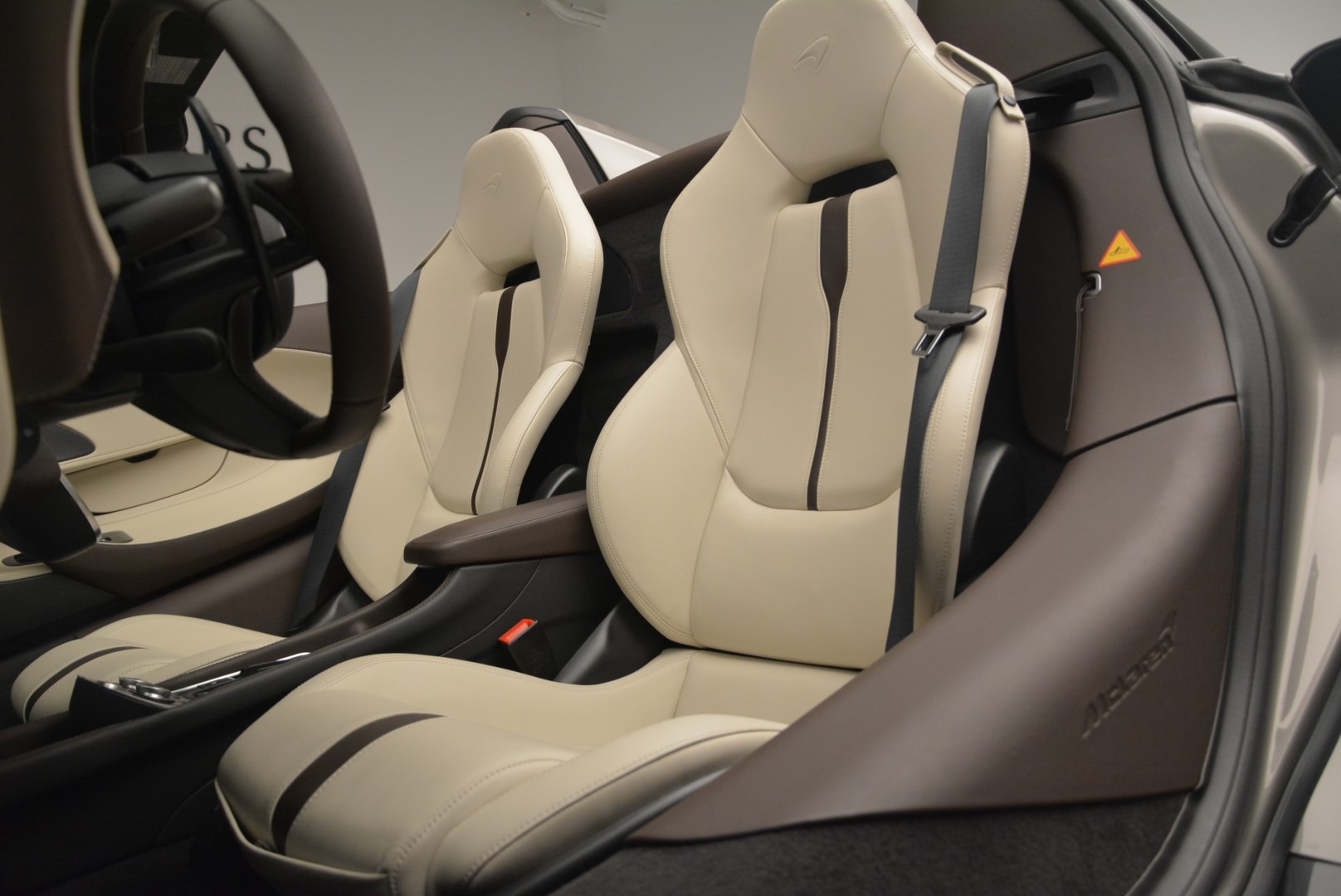 New-2018-McLaren-570S-Spider