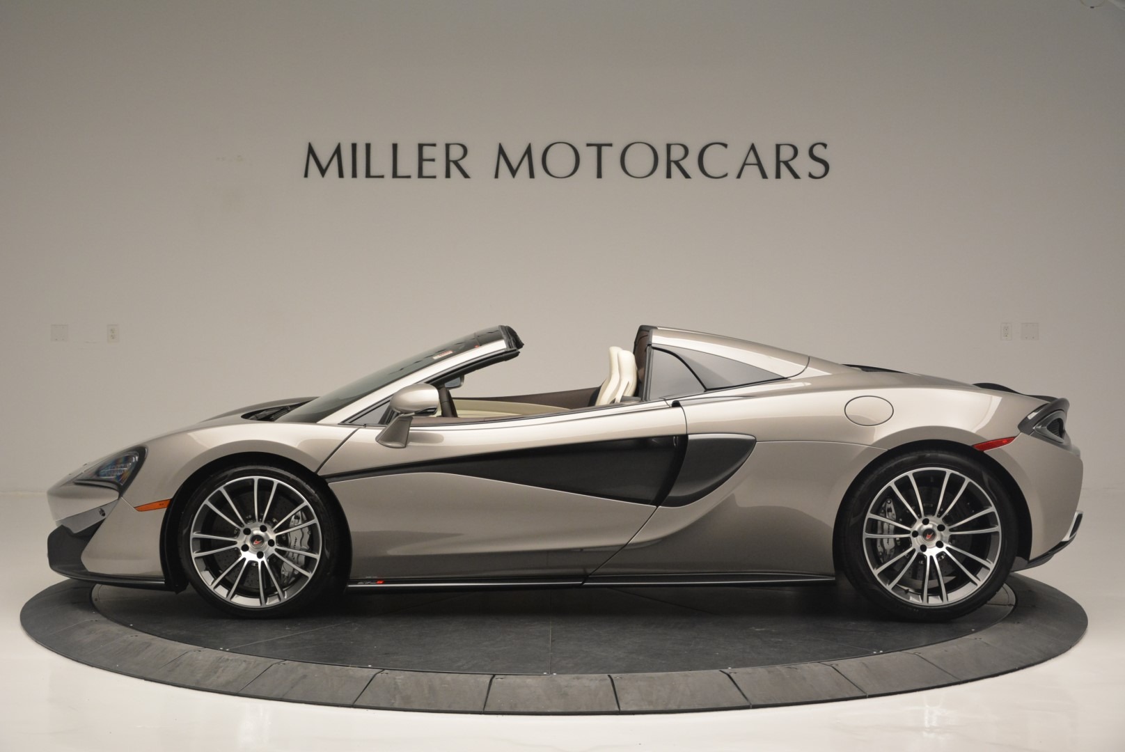New-2018-McLaren-570S-Spider