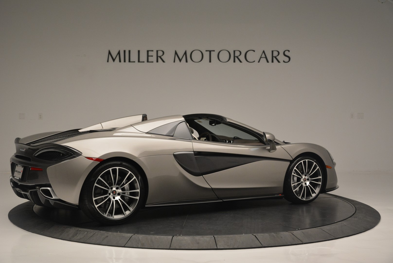 New-2018-McLaren-570S-Spider