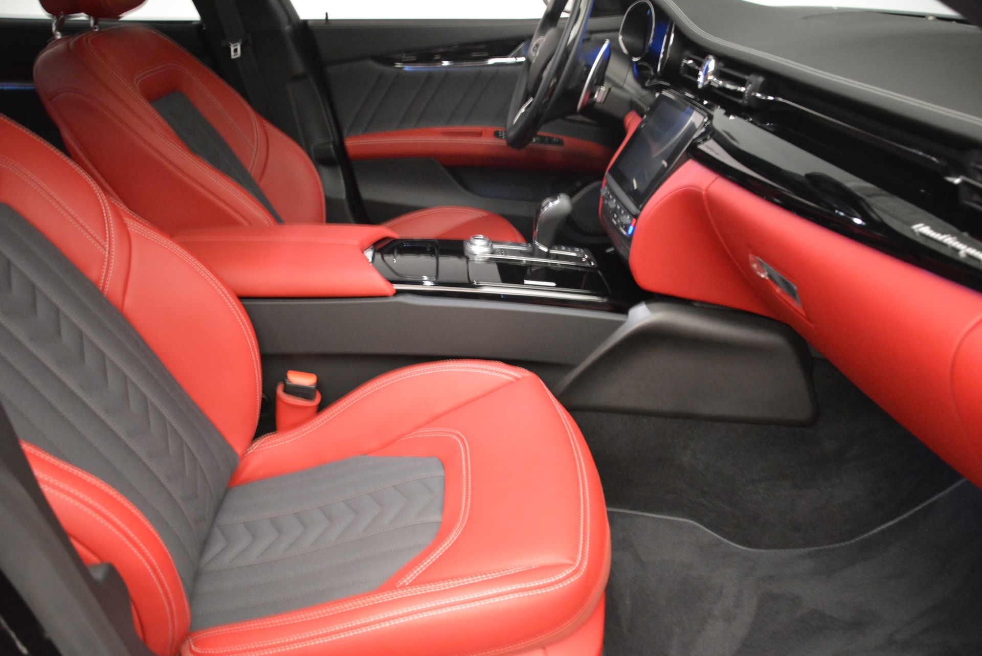 New-2018-Maserati-Quattroporte-S-Q4-GranLusso