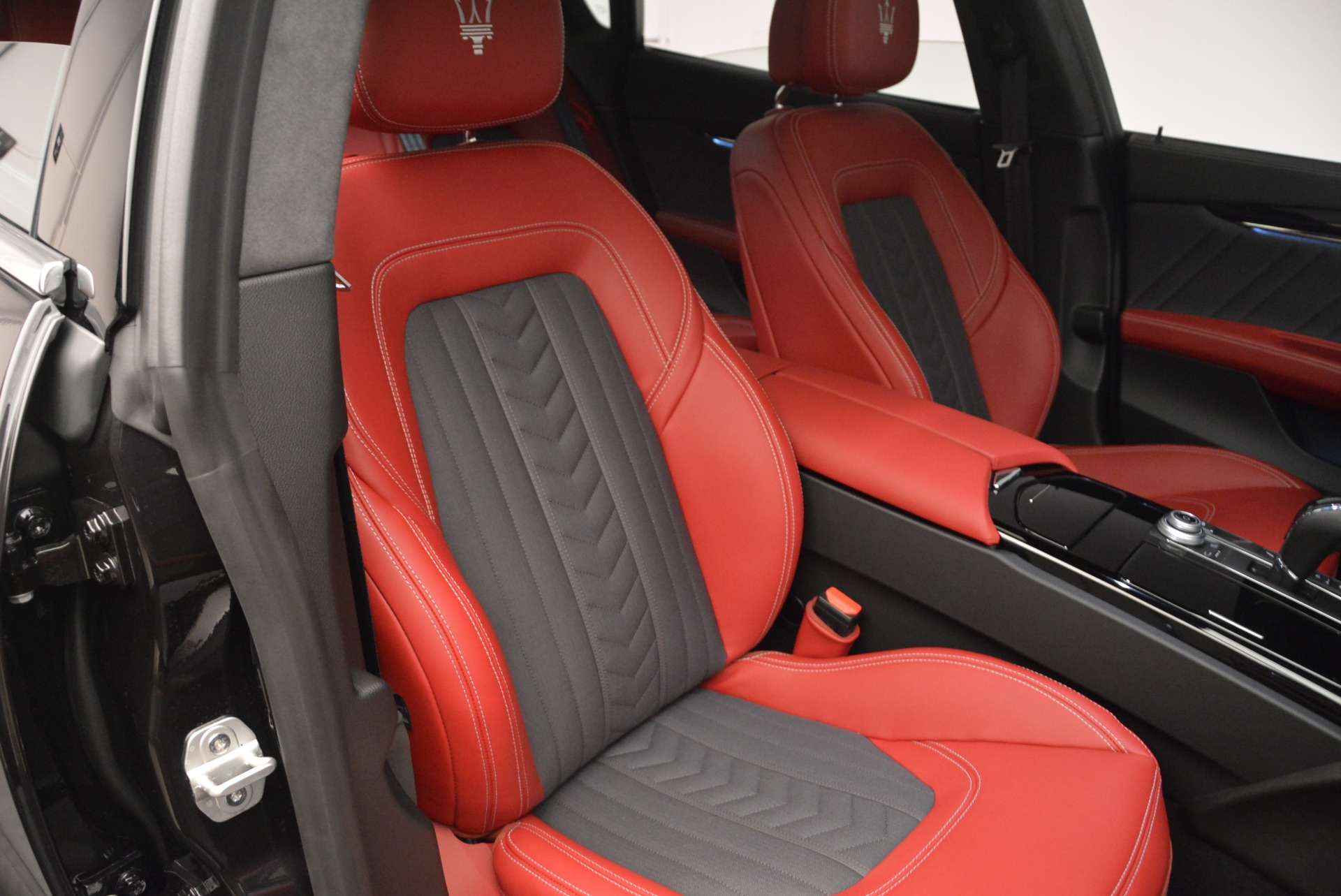 New-2018-Maserati-Quattroporte-S-Q4-GranLusso