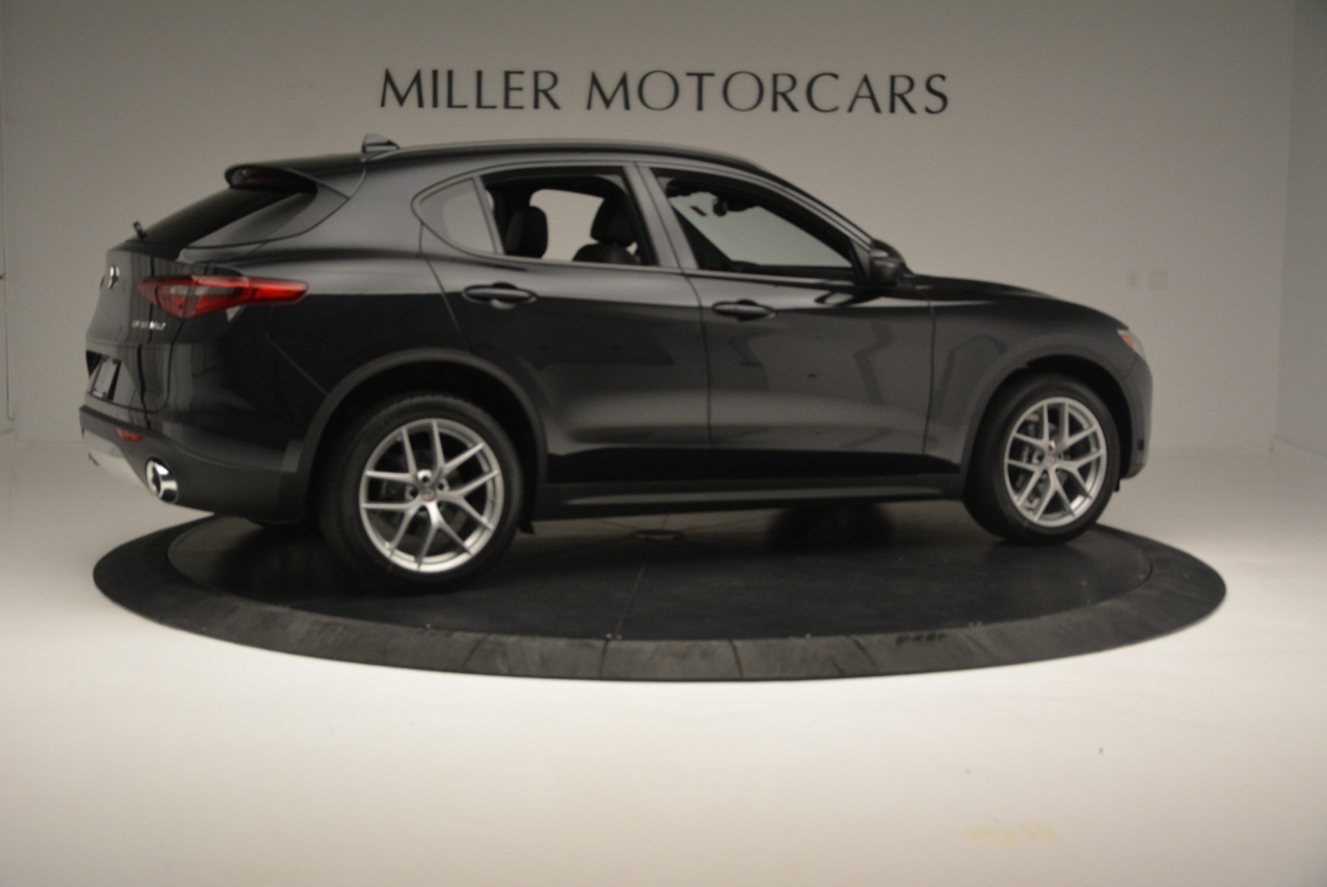 New-2018-Alfa-Romeo-Stelvio-Ti-Sport-Q4