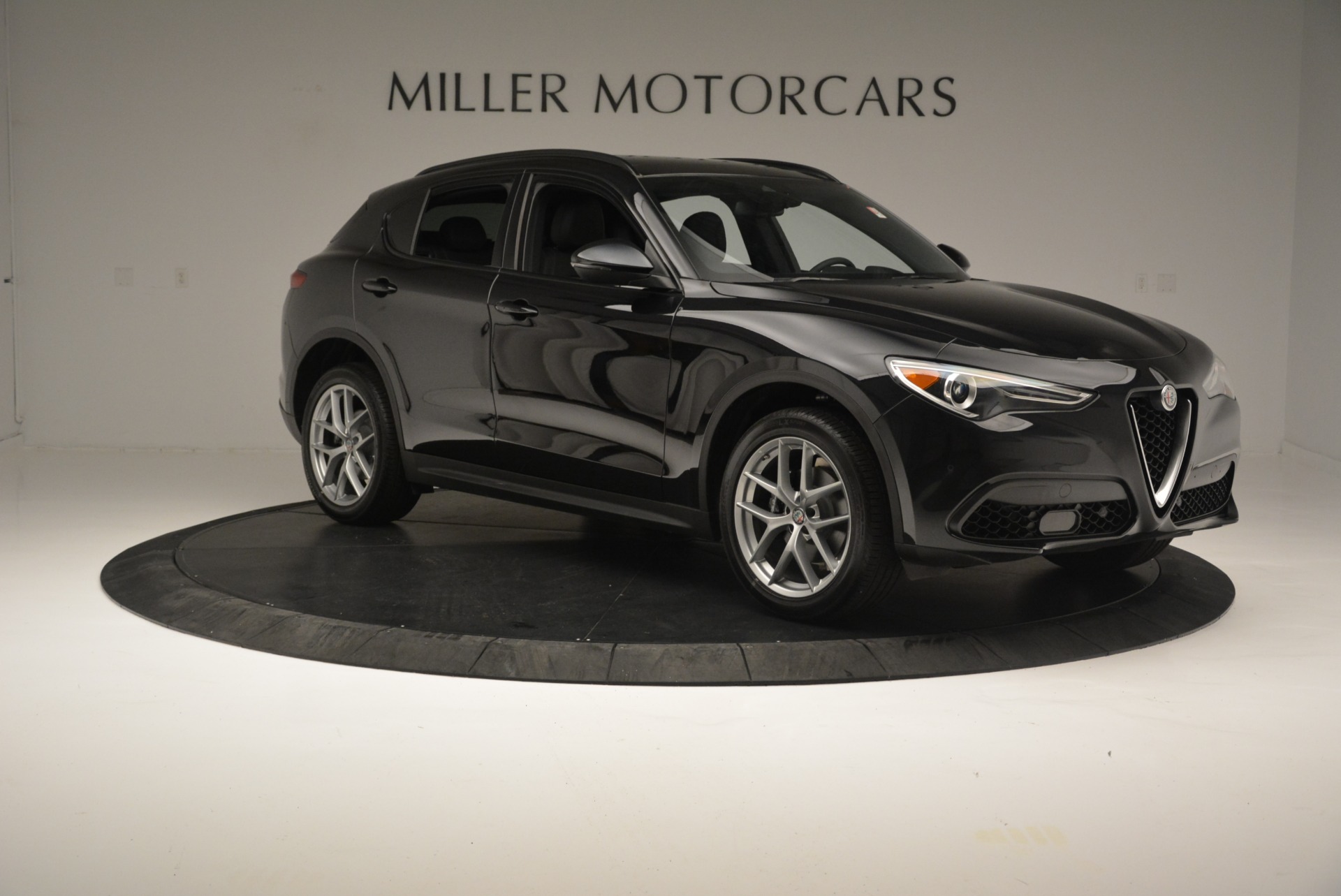 New-2018-Alfa-Romeo-Stelvio-Ti-Sport-Q4