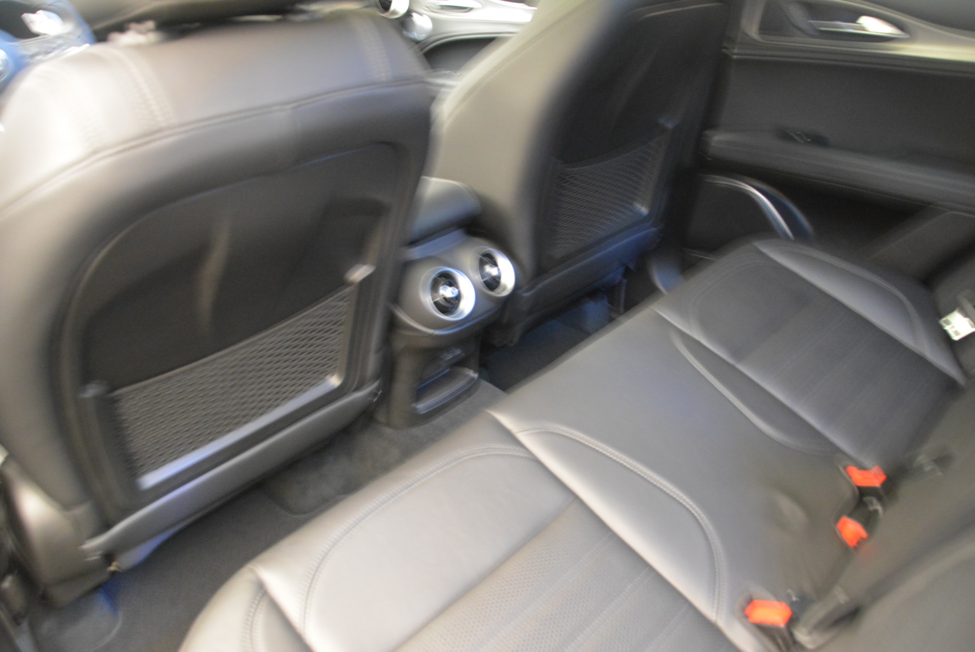 New-2018-Alfa-Romeo-Stelvio-Ti-Sport-Q4