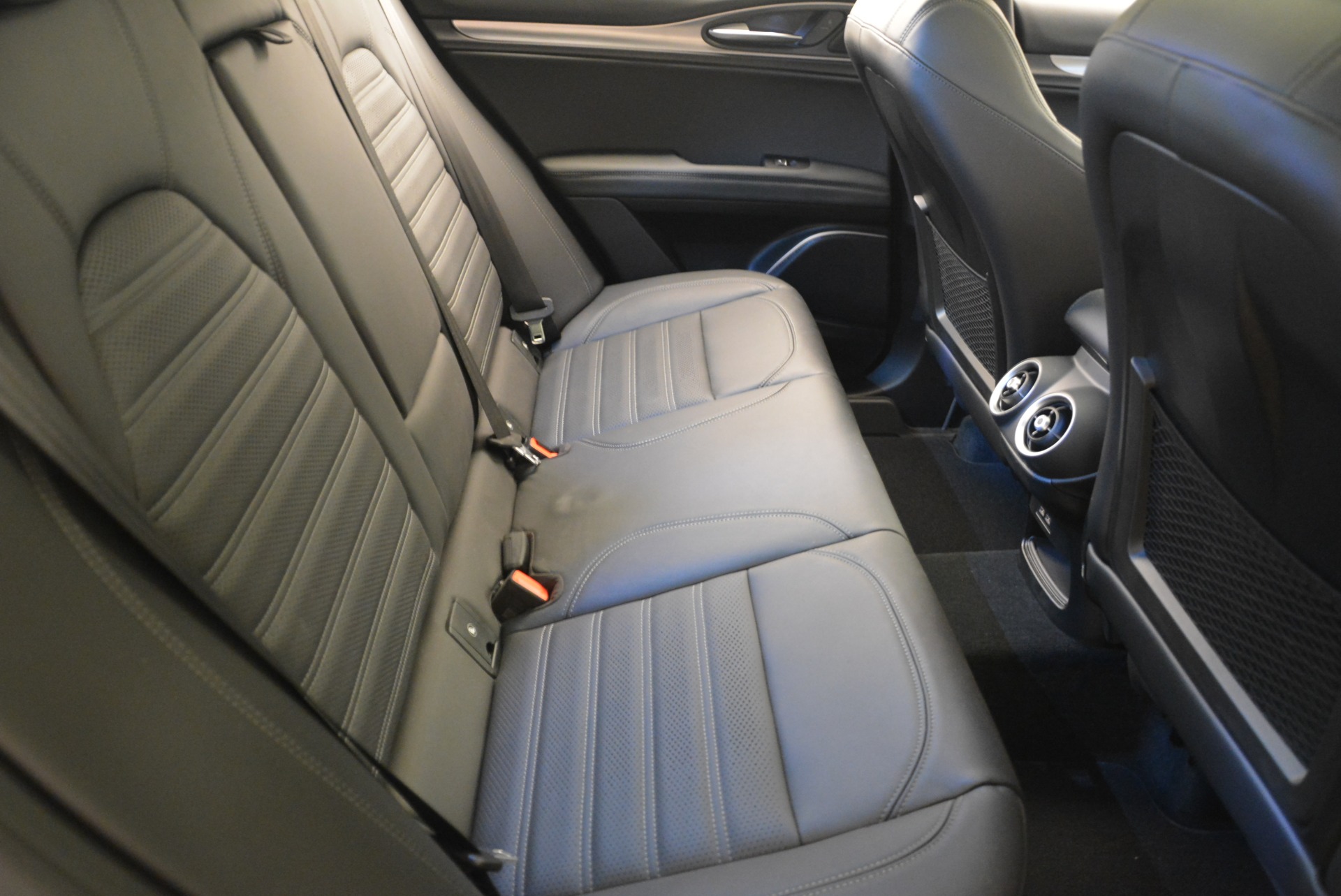 New-2018-Alfa-Romeo-Stelvio-Ti-Sport-Q4