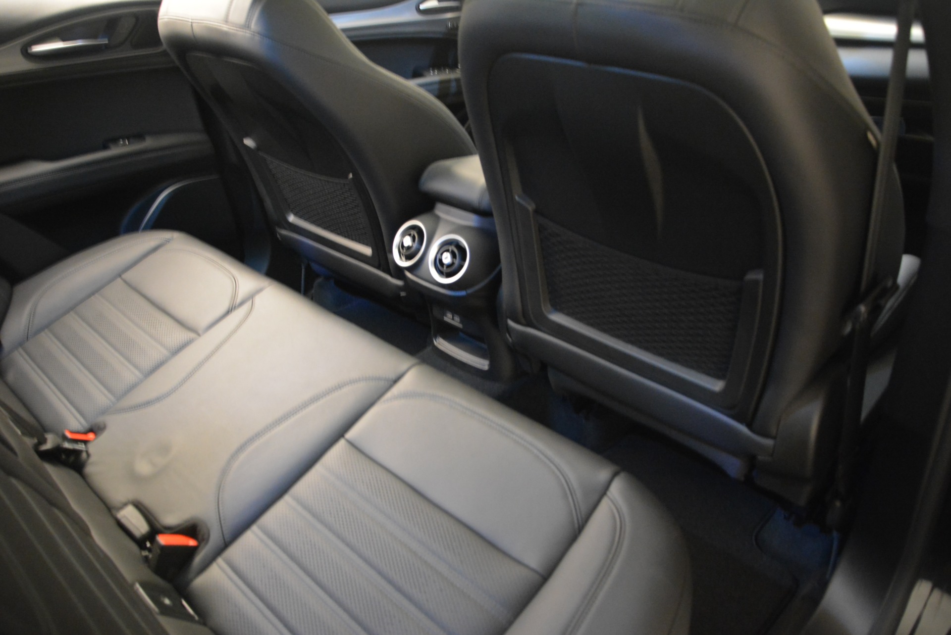 New-2018-Alfa-Romeo-Stelvio-Ti-Sport-Q4