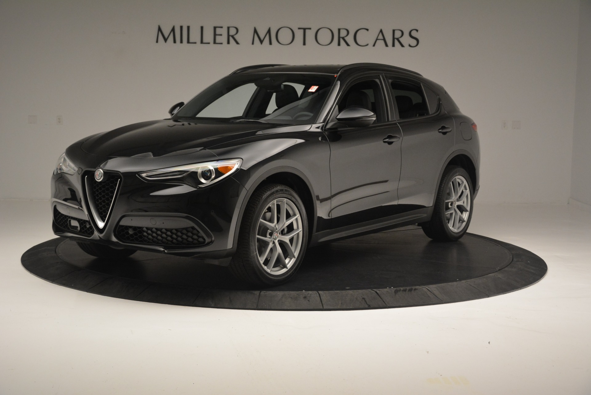 New-2018-Alfa-Romeo-Stelvio-Ti-Sport-Q4
