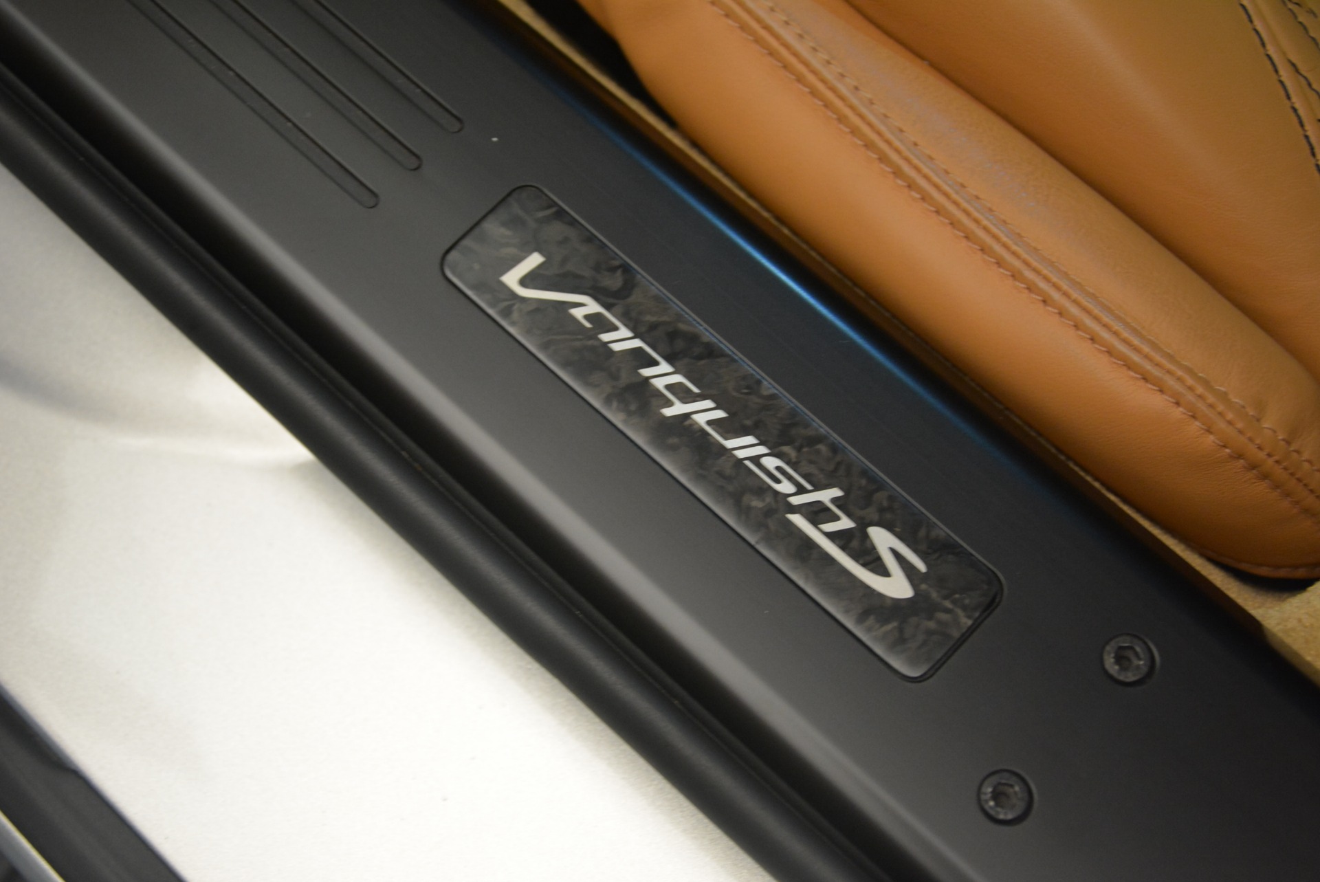 Used-2018-Aston-Martin-Vanquish-S-Coupe