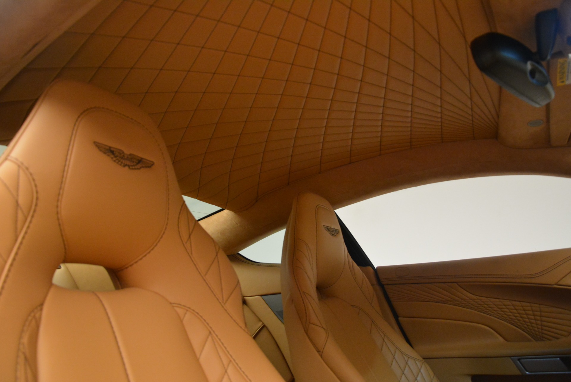 Used-2018-Aston-Martin-Vanquish-S-Coupe