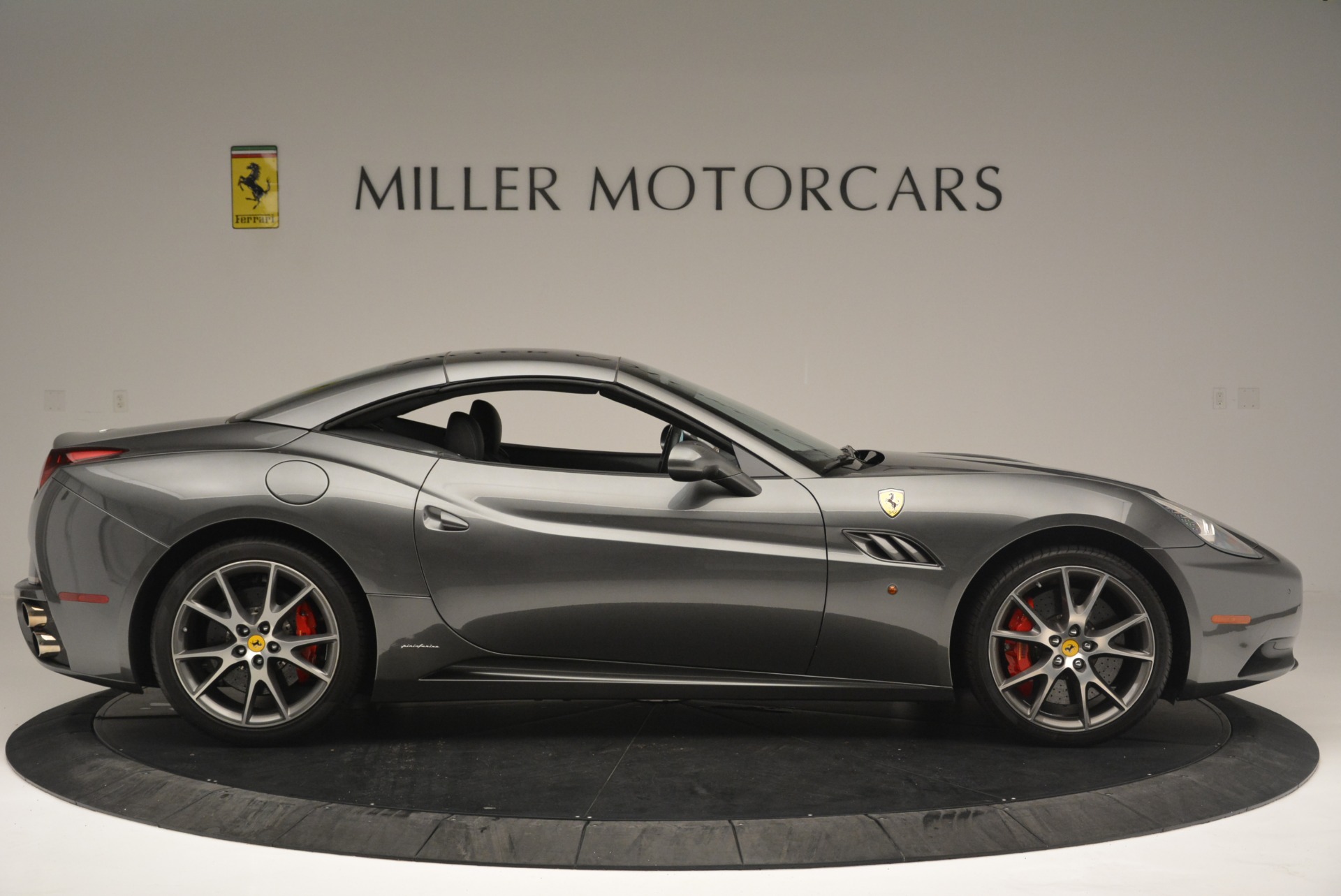 Used-2010-Ferrari-California