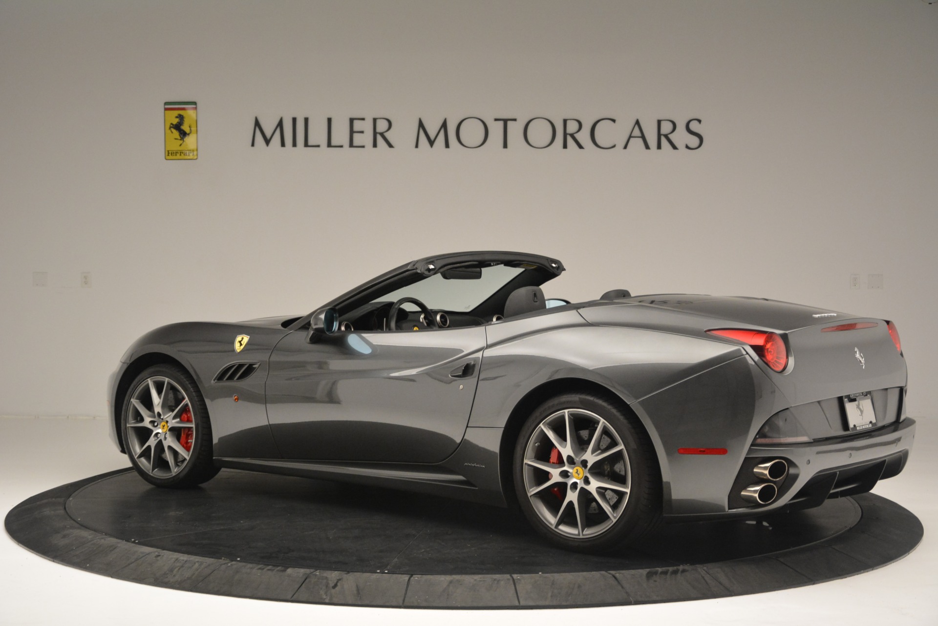 Used-2010-Ferrari-California