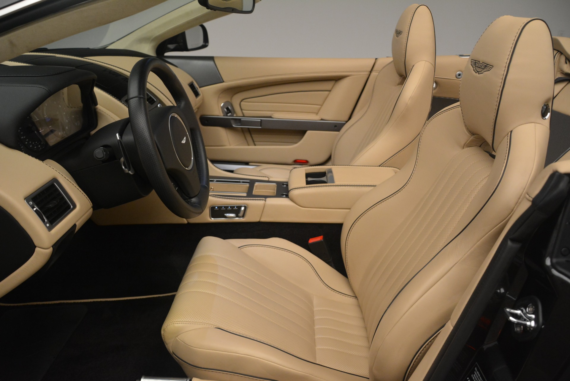 Used-2016-Aston-Martin-DB9-GT-Volante