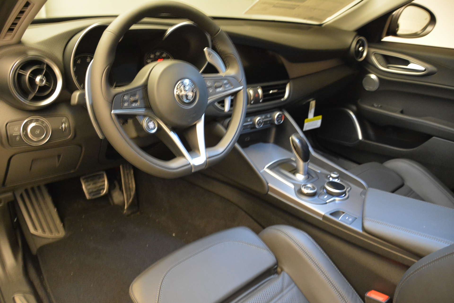 New-2018-Alfa-Romeo-Giulia-Ti-Sport-Q4