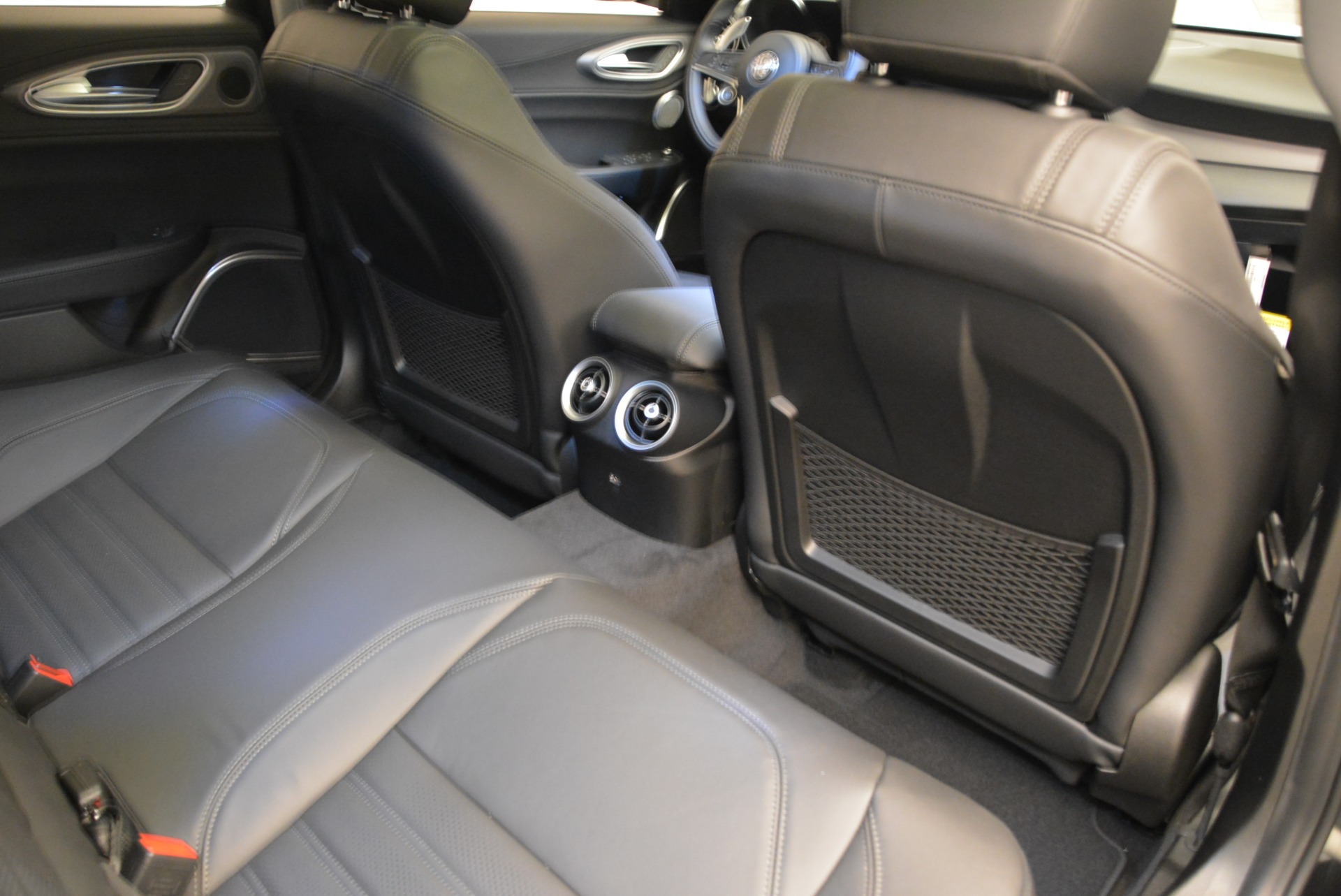 New-2018-Alfa-Romeo-Giulia-Ti-Sport-Q4