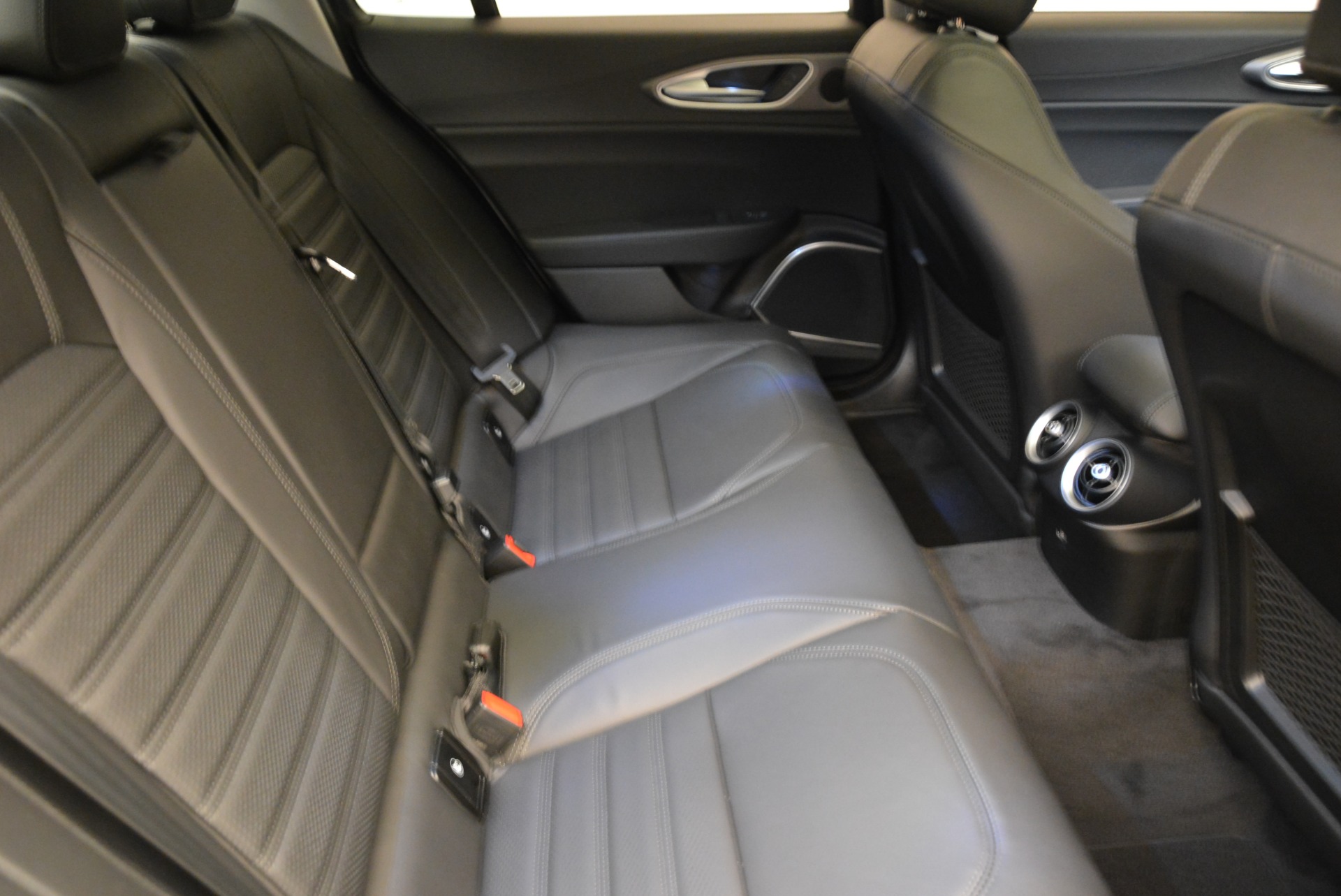 New-2018-Alfa-Romeo-Giulia-Ti-Sport-Q4