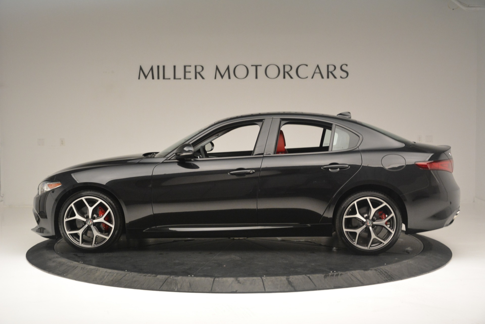 New-2018-Alfa-Romeo-Giulia-Ti-Sport-Q4