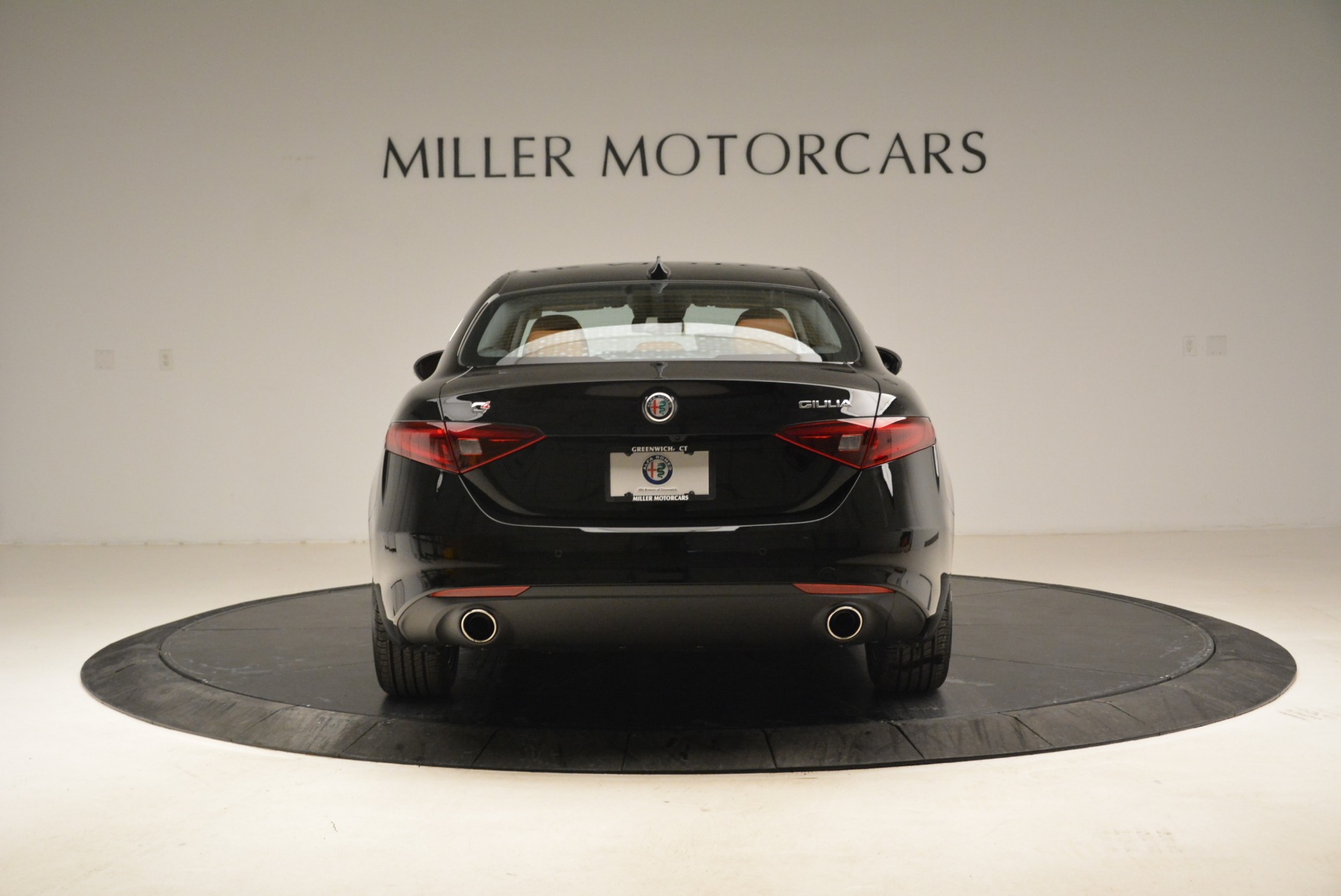 New-2018-Alfa-Romeo-Giulia-Q4