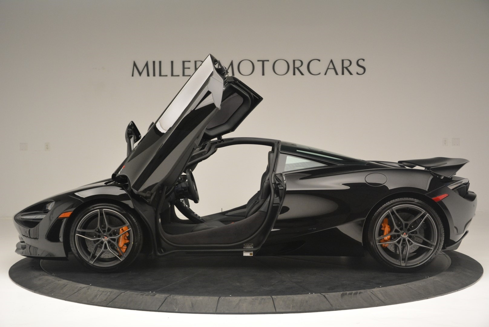 Used-2018-McLaren-720S-Coupe