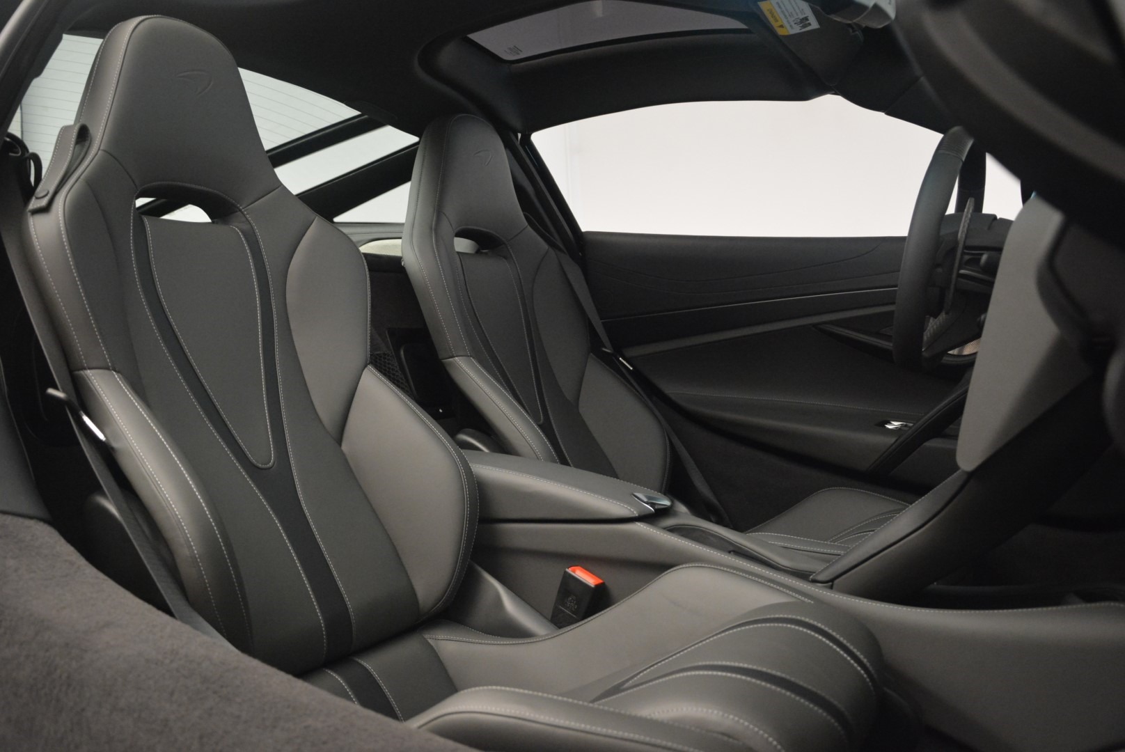 Used-2018-McLaren-720S-Coupe