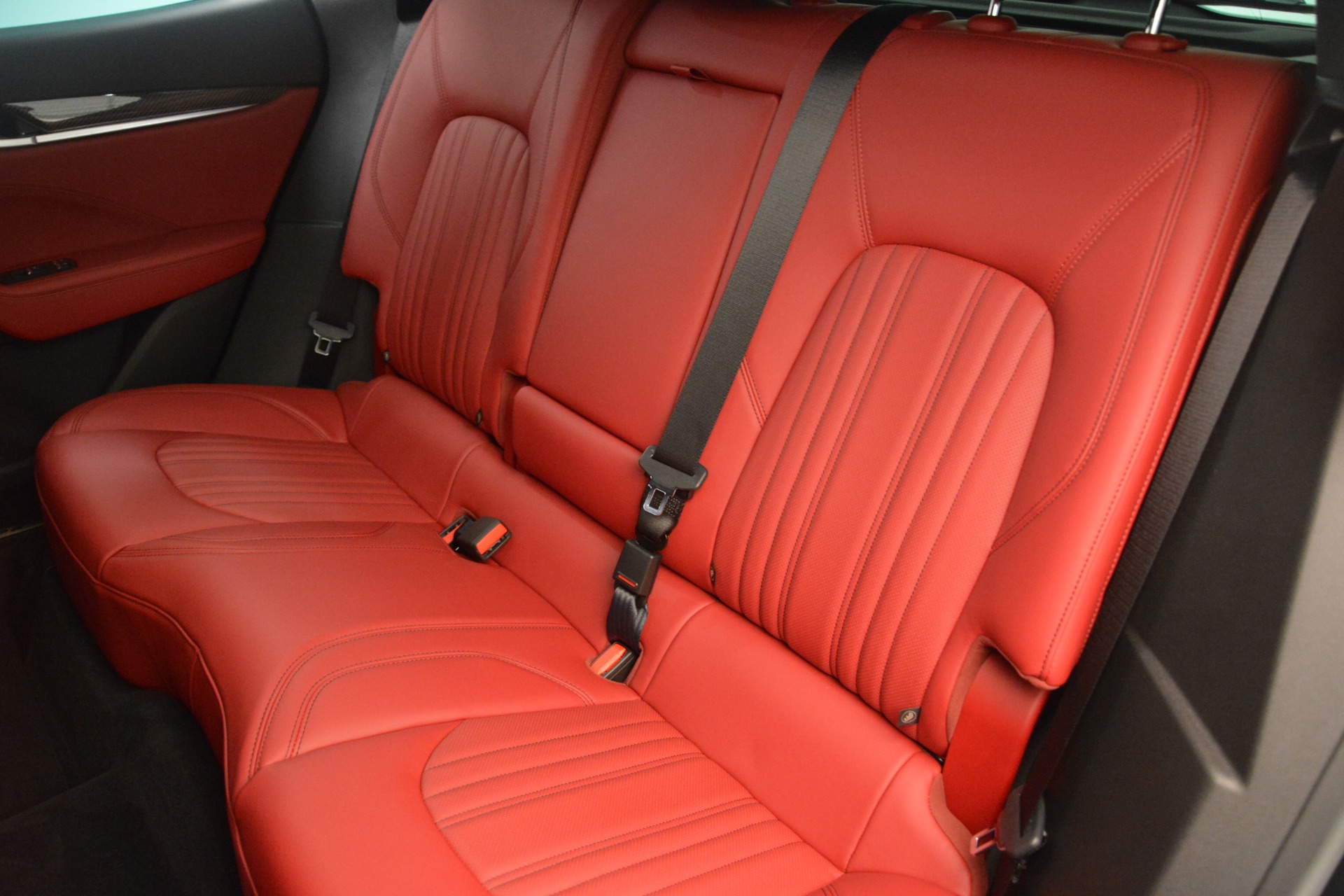 New-2018-Maserati-Levante-Q4-GranLusso