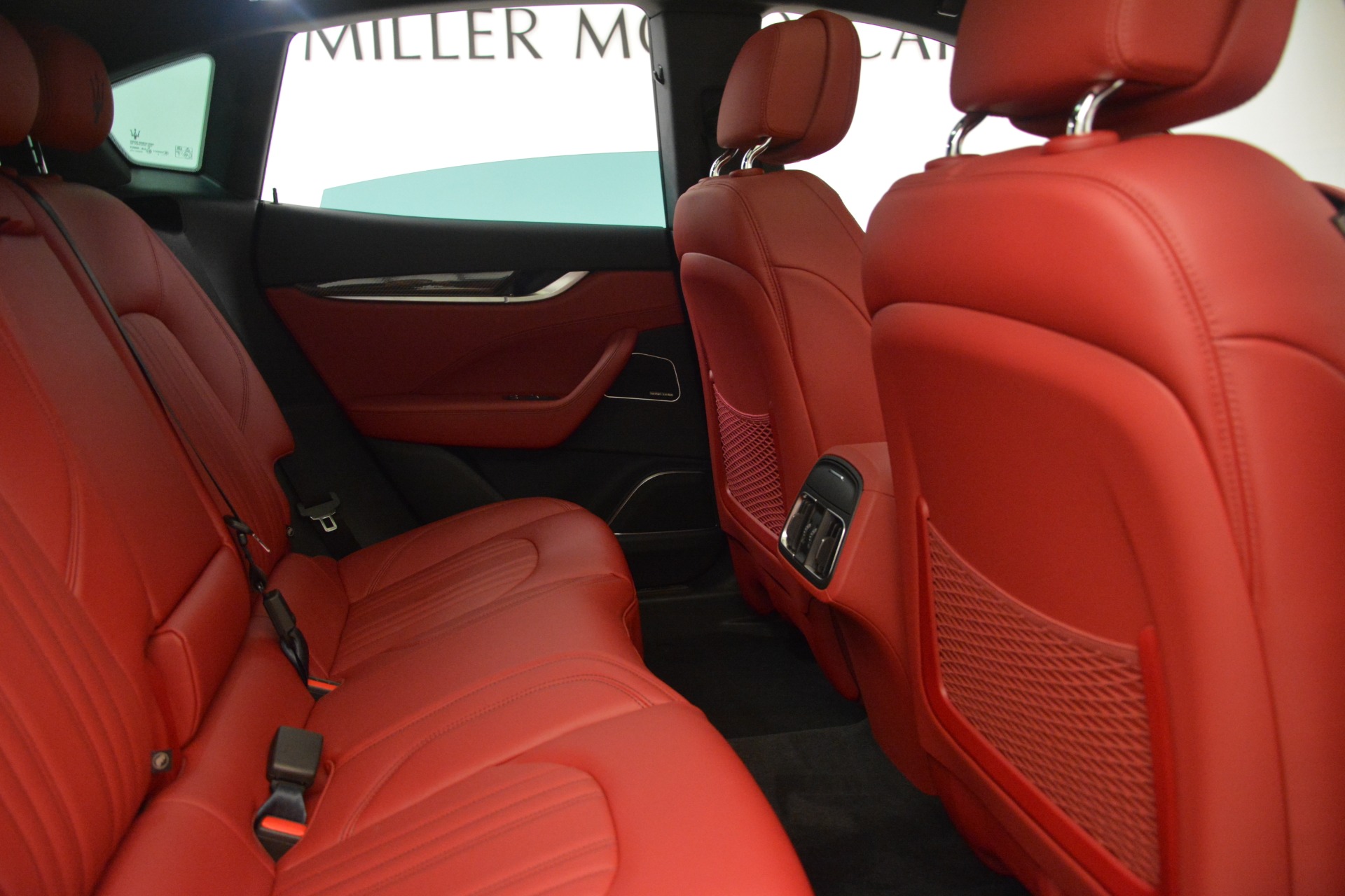 New-2018-Maserati-Levante-Q4-GranLusso