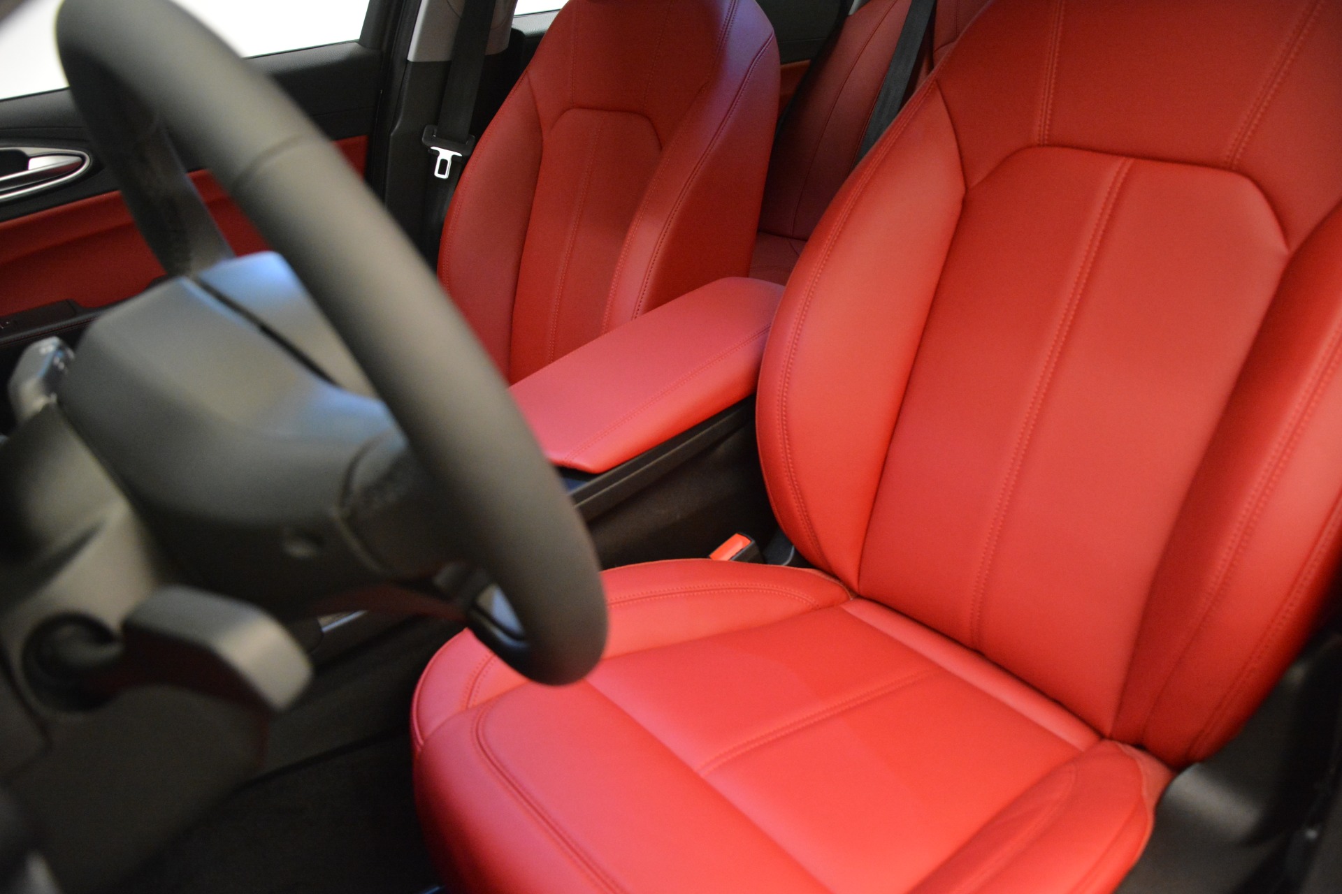 New-2018-Alfa-Romeo-Giulia-Q4