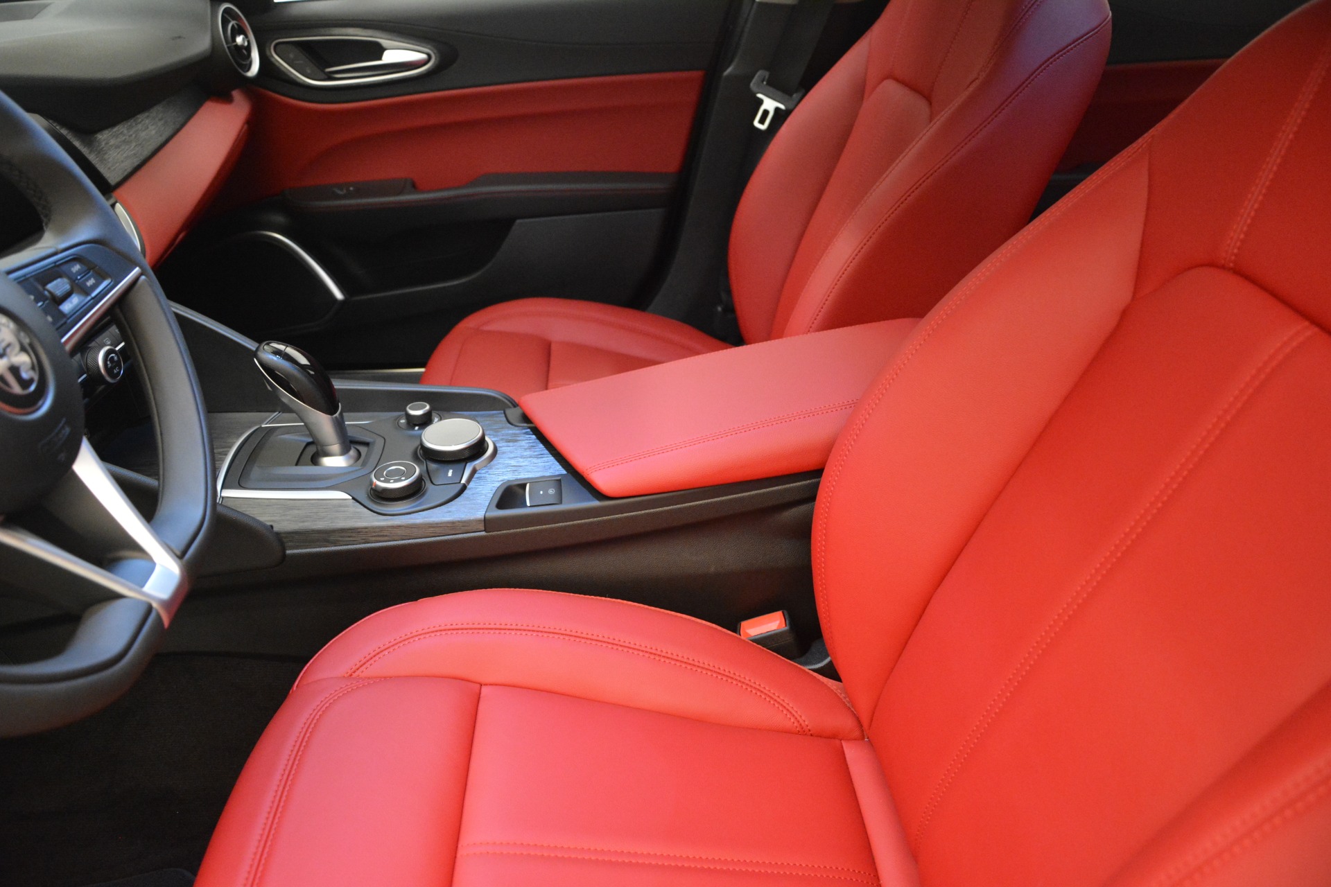 New-2018-Alfa-Romeo-Giulia-Q4