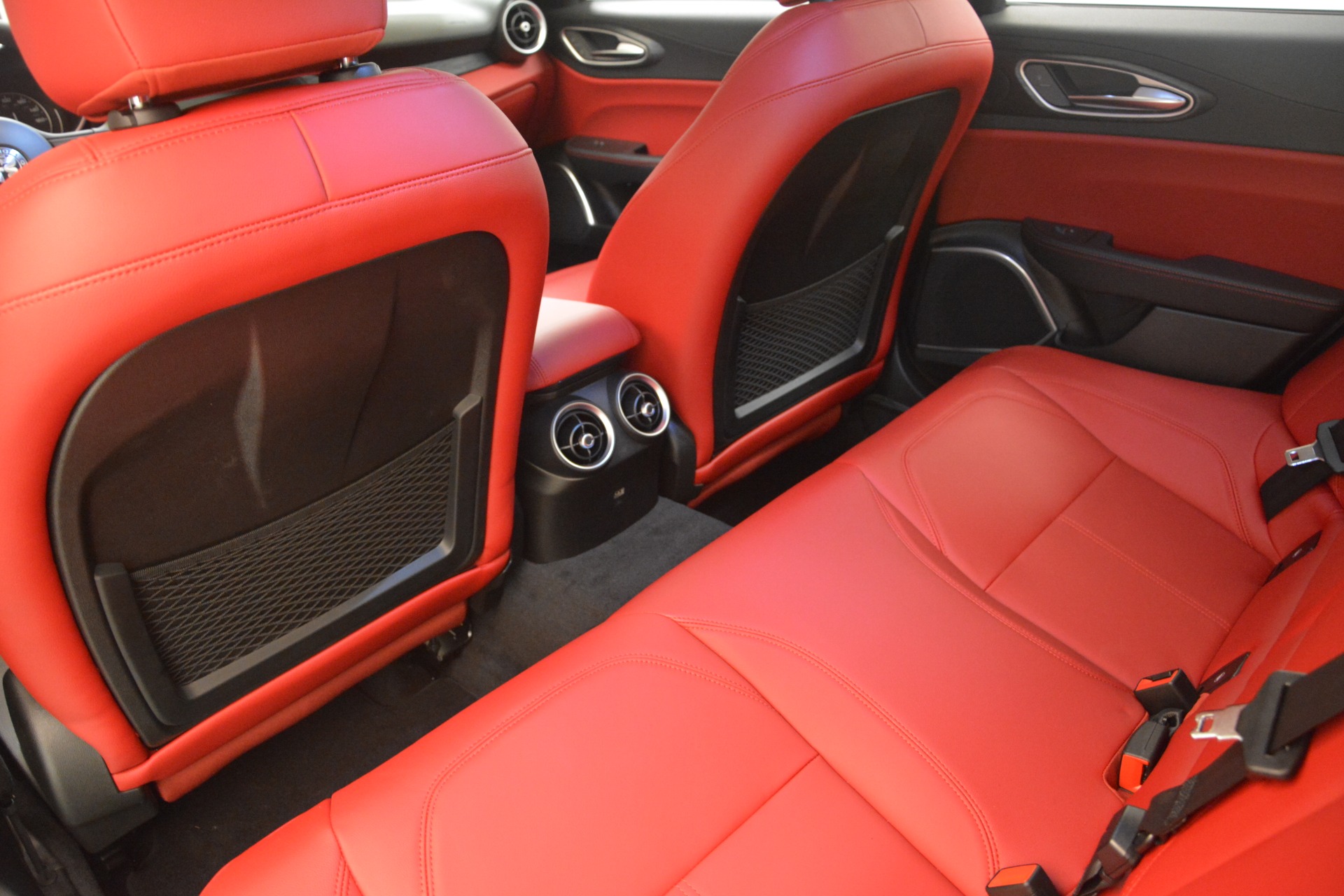 New-2018-Alfa-Romeo-Giulia-Q4