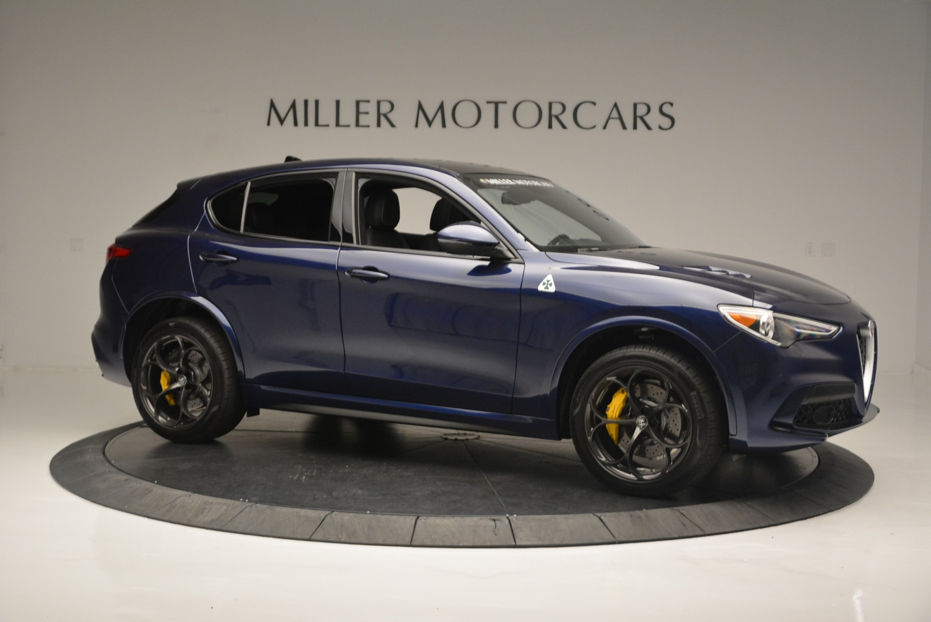 New-2018-Alfa-Romeo-Stelvio-Quadrifoglio