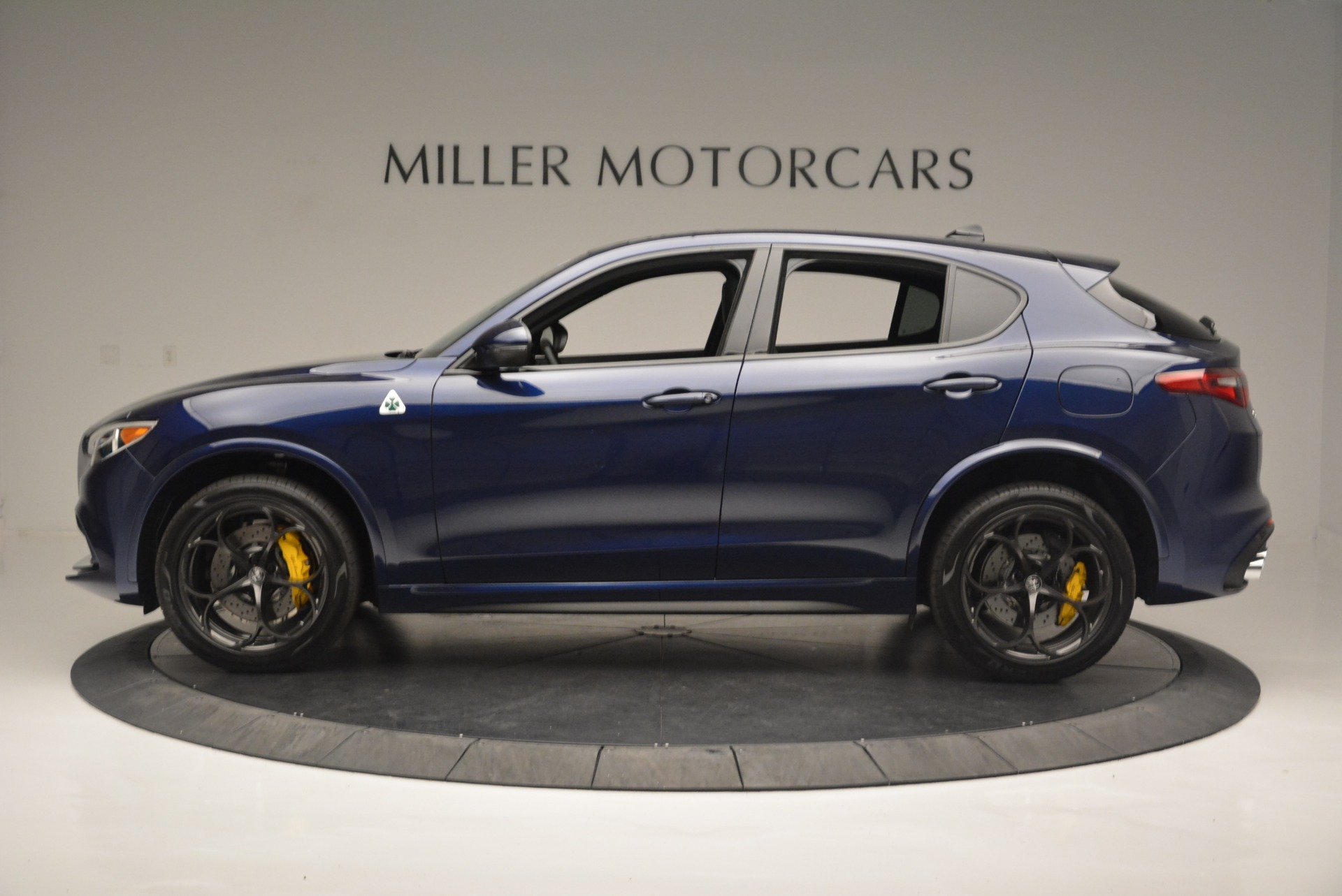 New-2018-Alfa-Romeo-Stelvio-Quadrifoglio