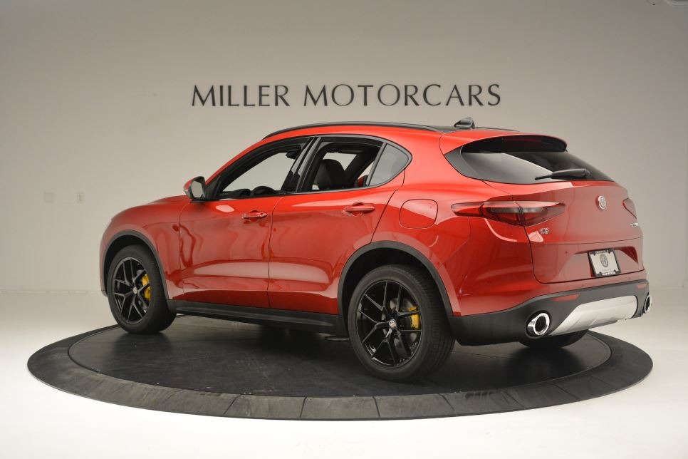New-2018-Alfa-Romeo-Stelvio-Ti-Sport-Q4