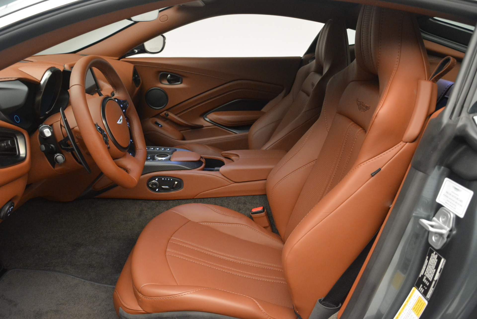 New-2019-Aston-Martin-Vantage-Coupe