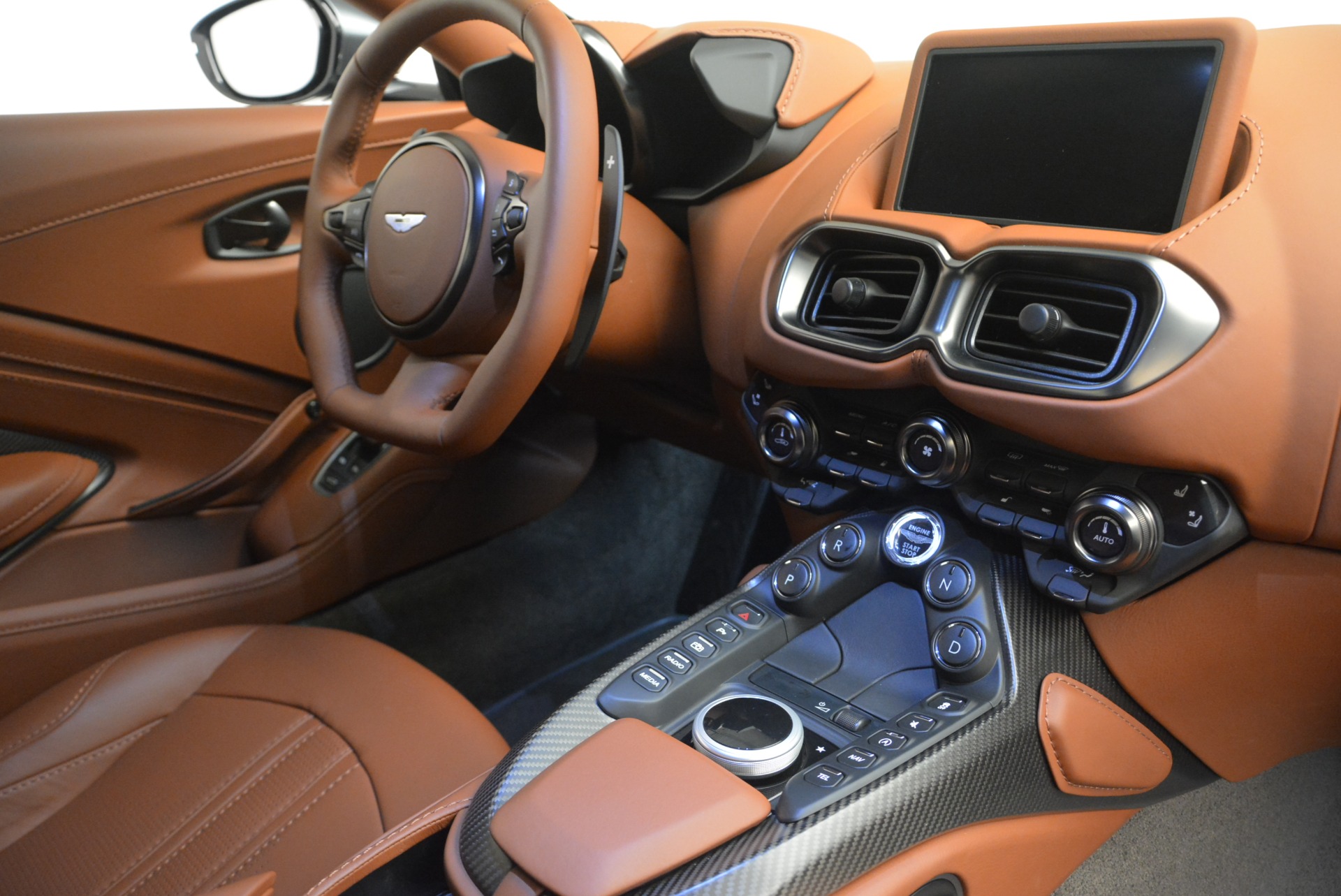 New-2019-Aston-Martin-Vantage-Coupe