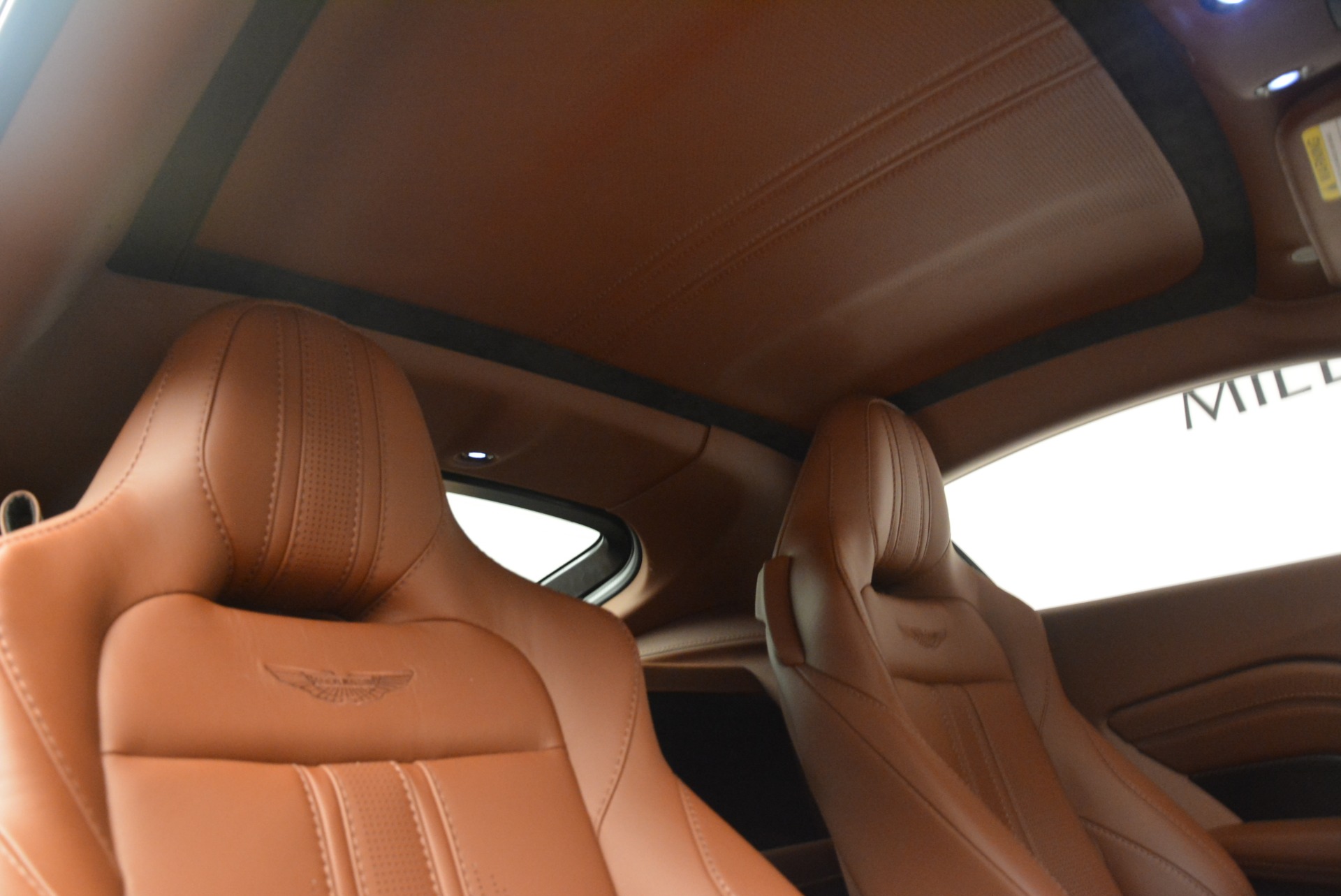 New-2019-Aston-Martin-Vantage-Coupe