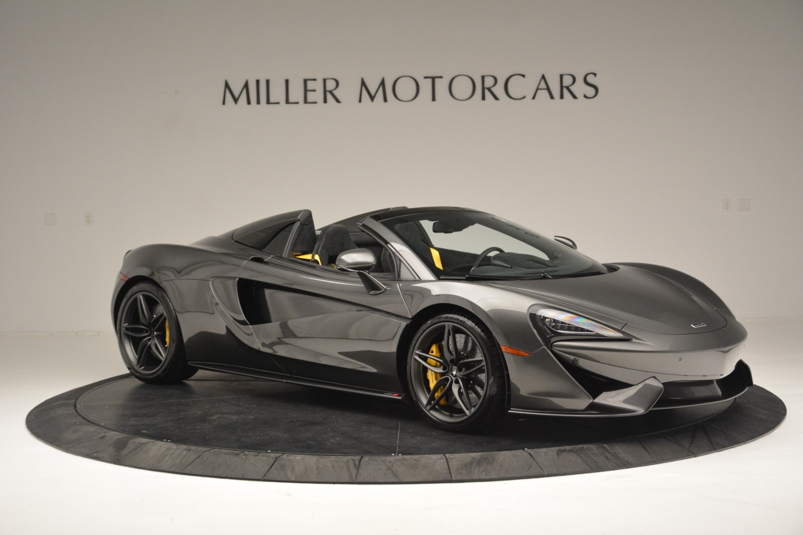 Used-2019-McLaren-570S-Spider