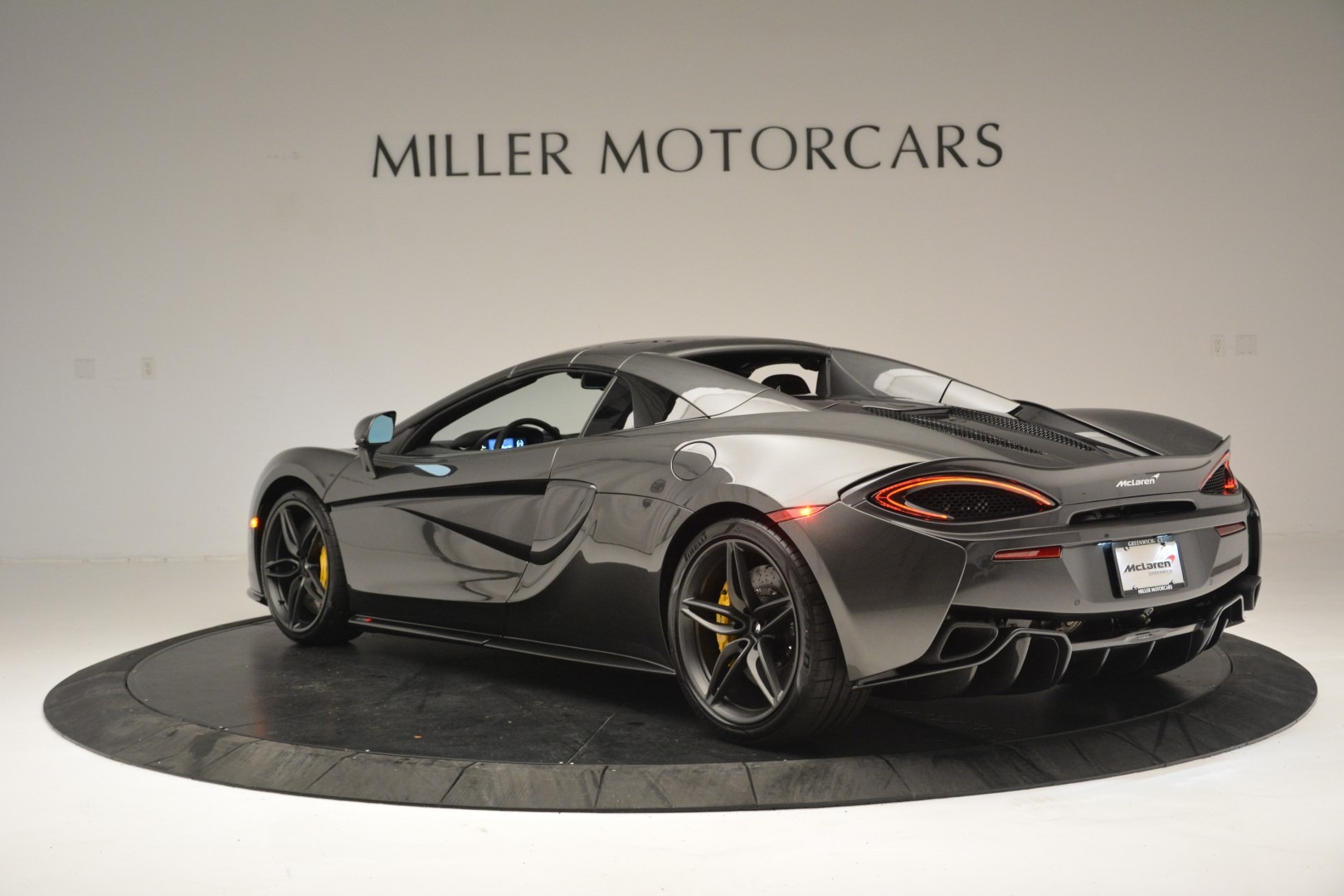 Used-2019-McLaren-570S-Spider