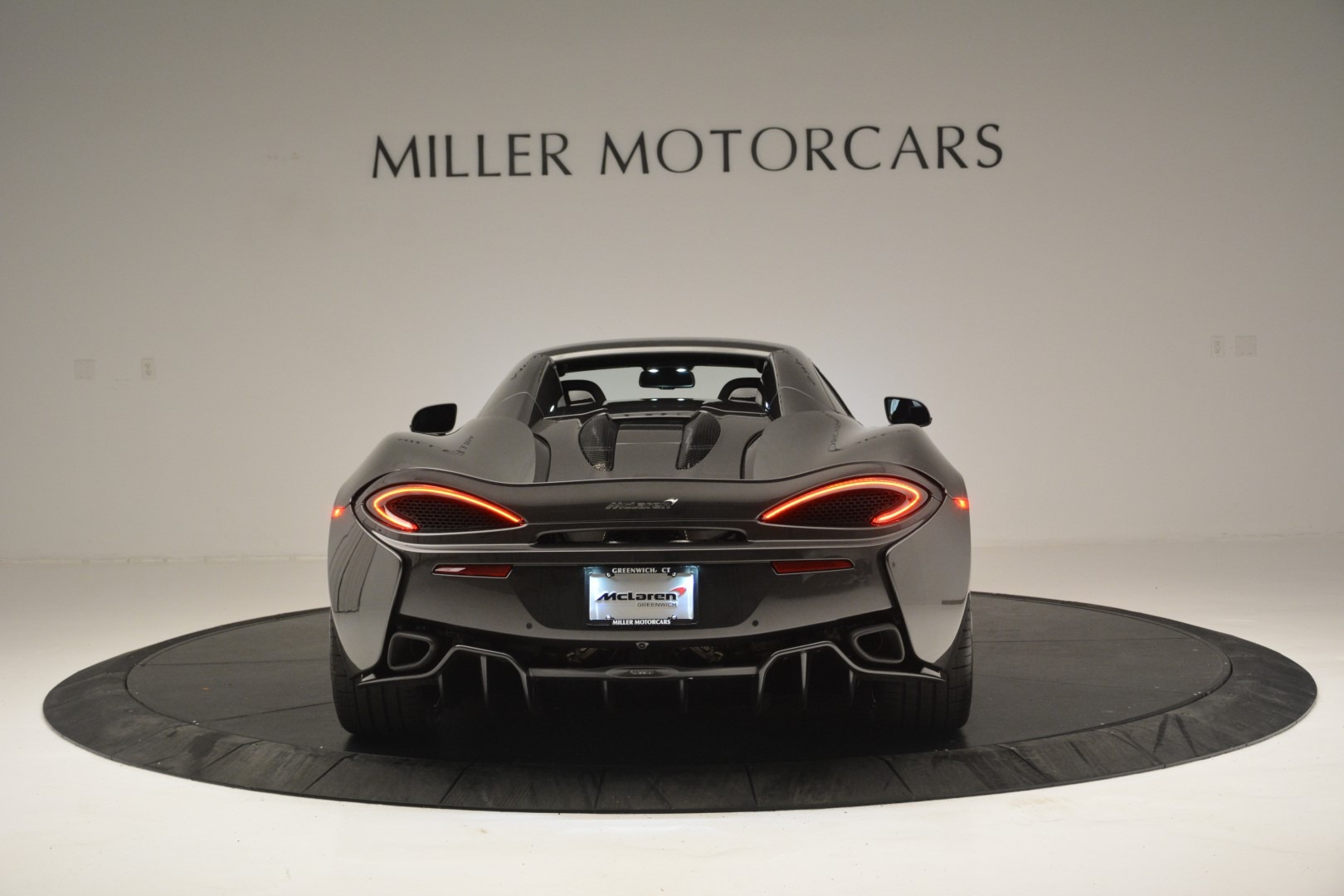 Used-2019-McLaren-570S-Spider