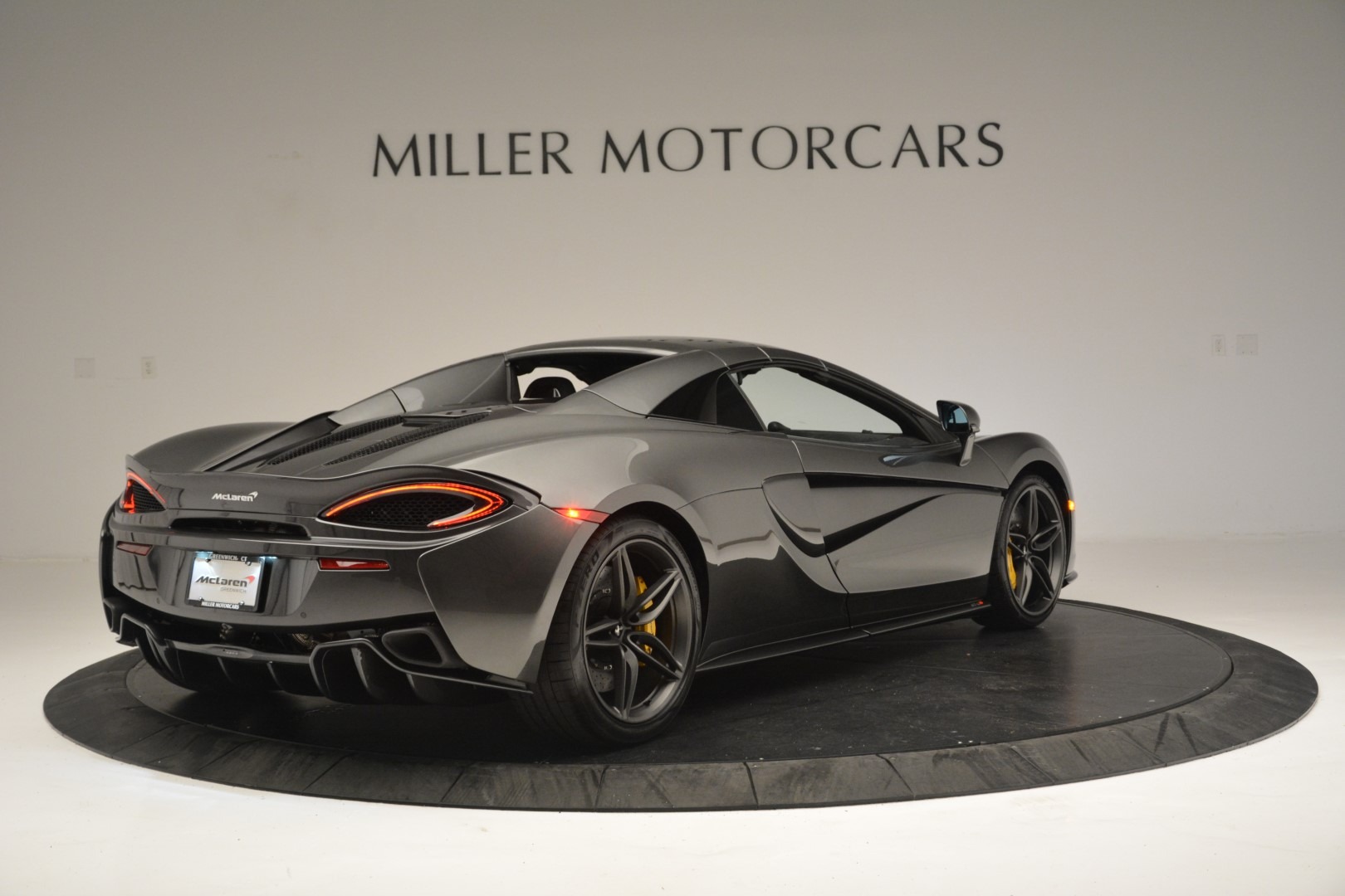 Used-2019-McLaren-570S-Spider