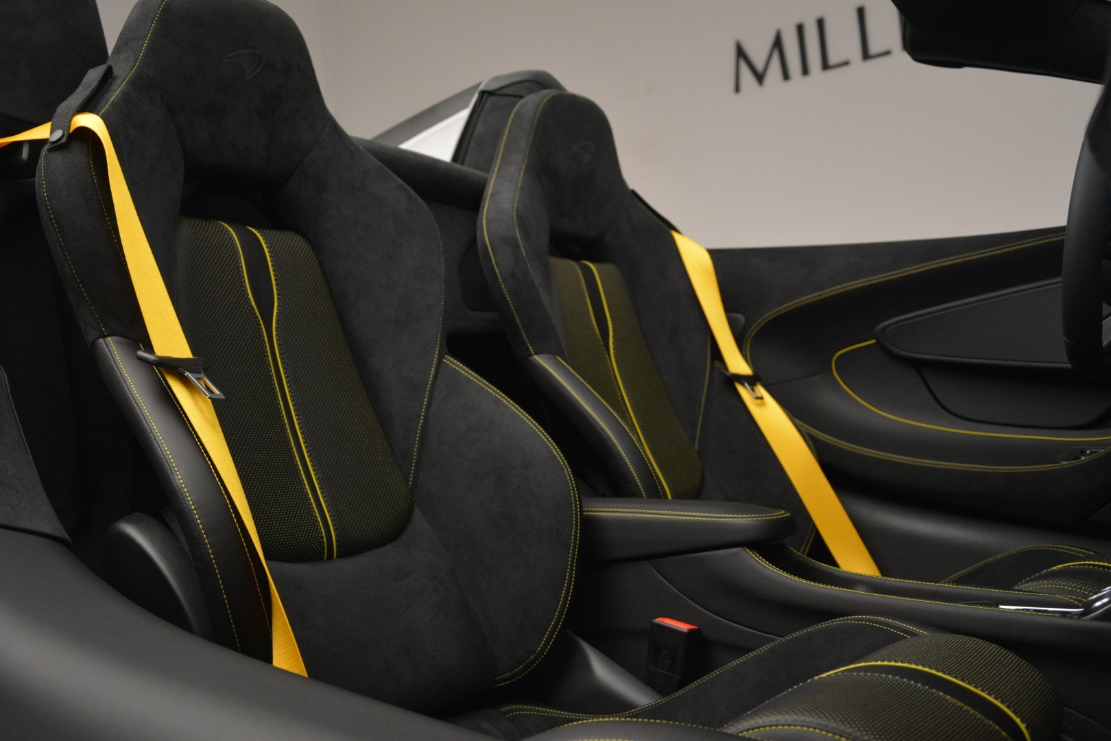 Used-2019-McLaren-570S-Spider